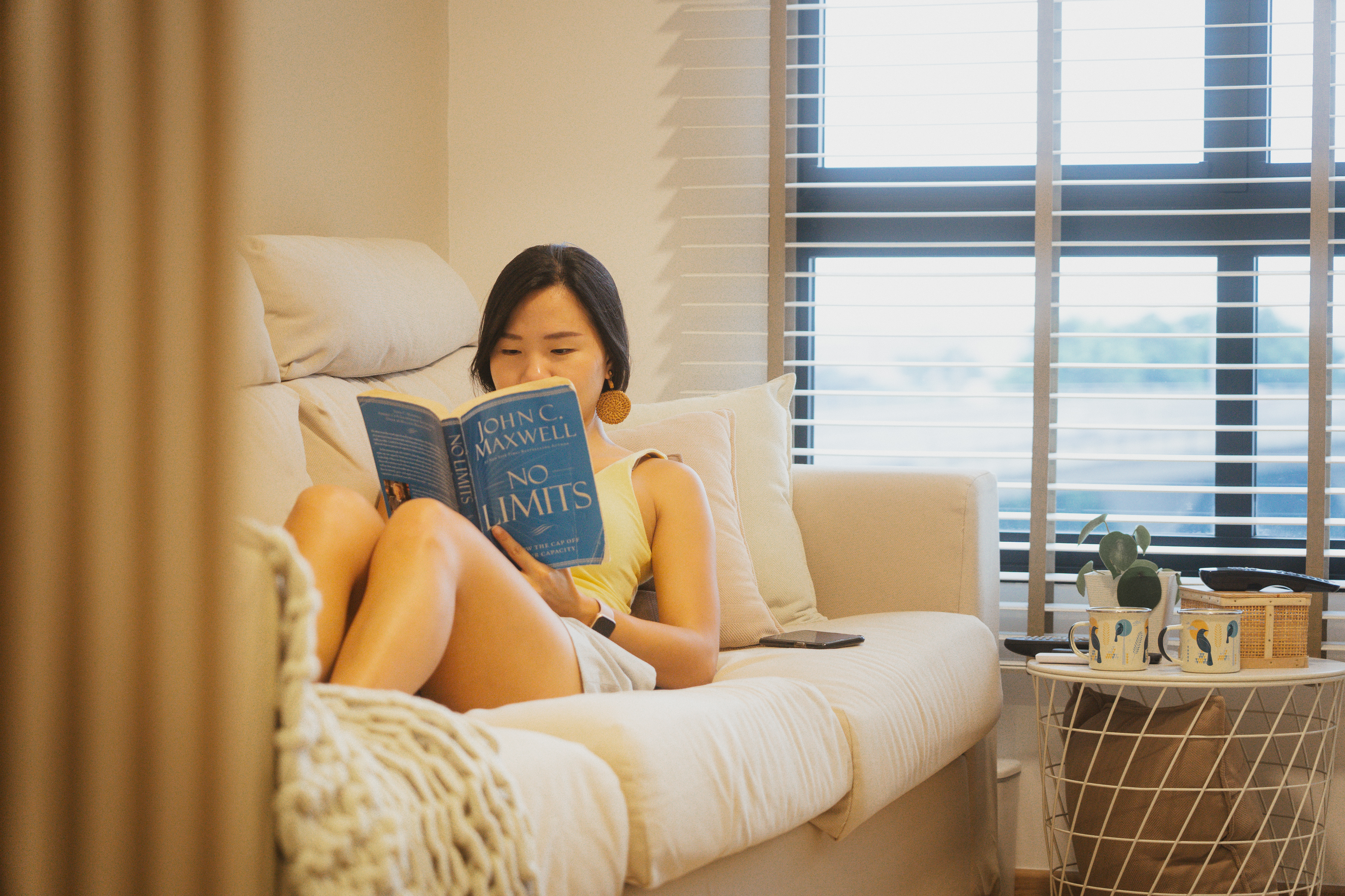 Living-Rooms:-Where-Netflix-&-Naps-Collide-Daily