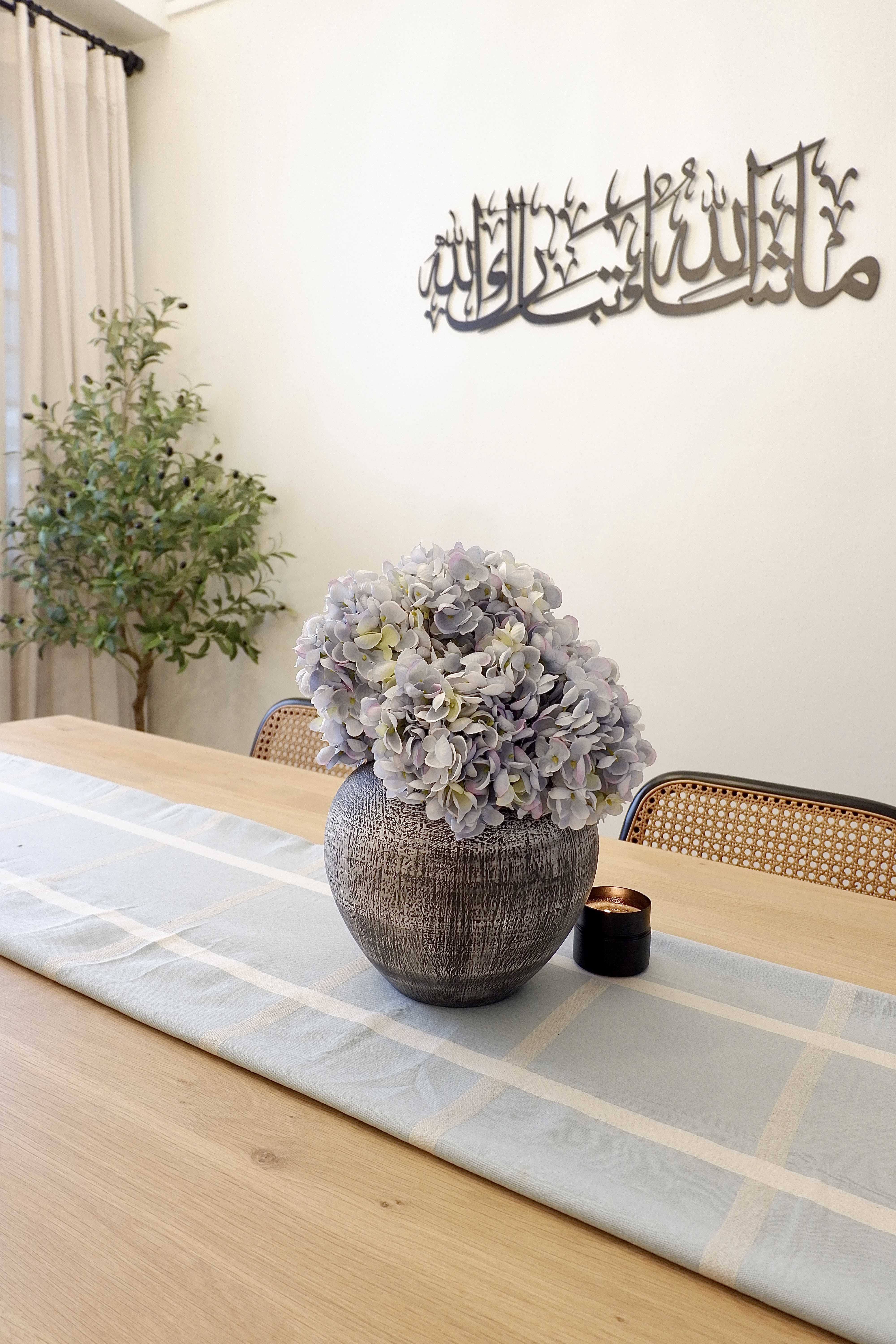 Mix and Match Dining Chairs - vibrant floral arrangement, elegant table setting, modern dining room, minimalist decor