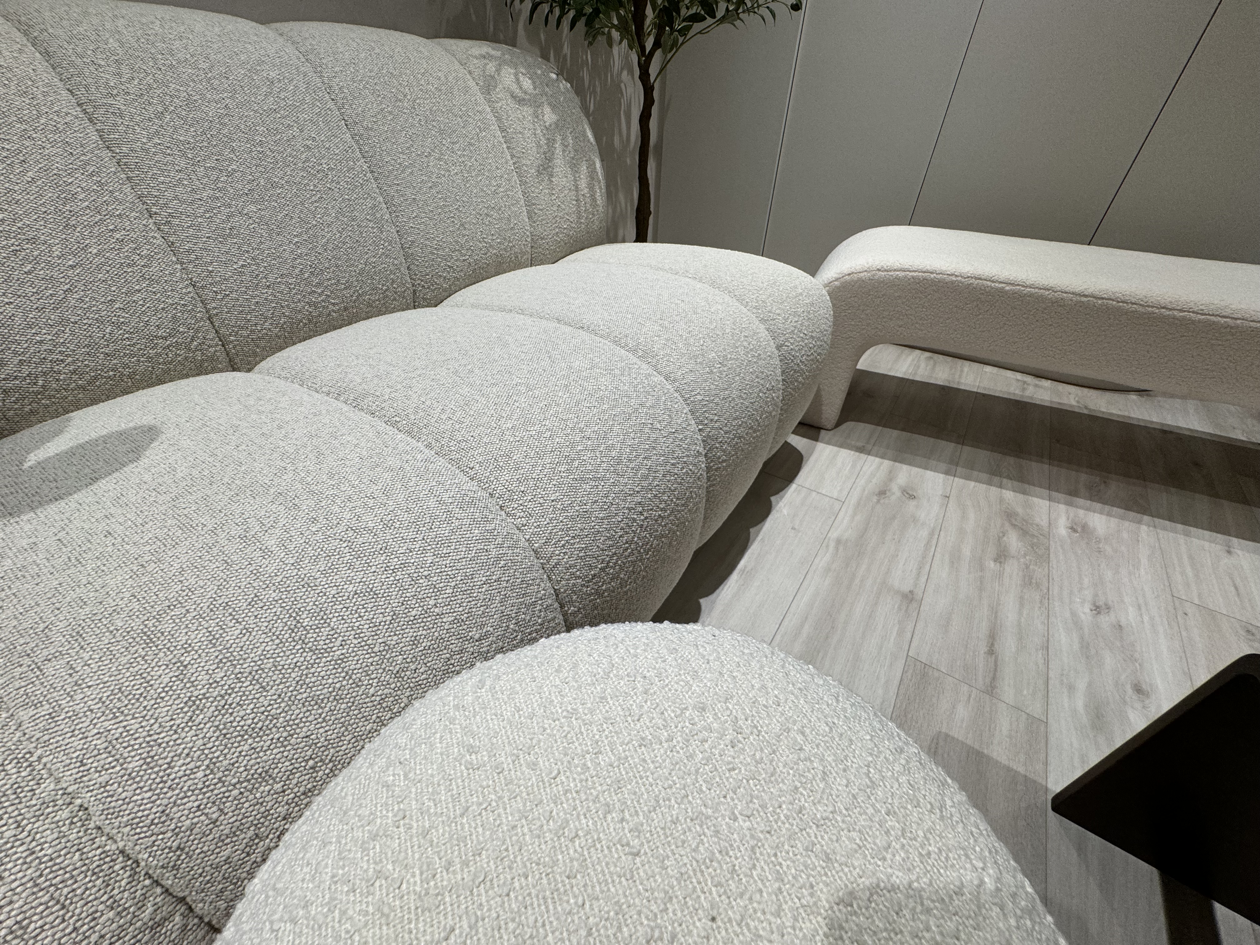 Love (our living room’s) curves & all (it’s) edges ❤️ - Modern minimalist sofa, light gray fabric, textured upholstery, sleek