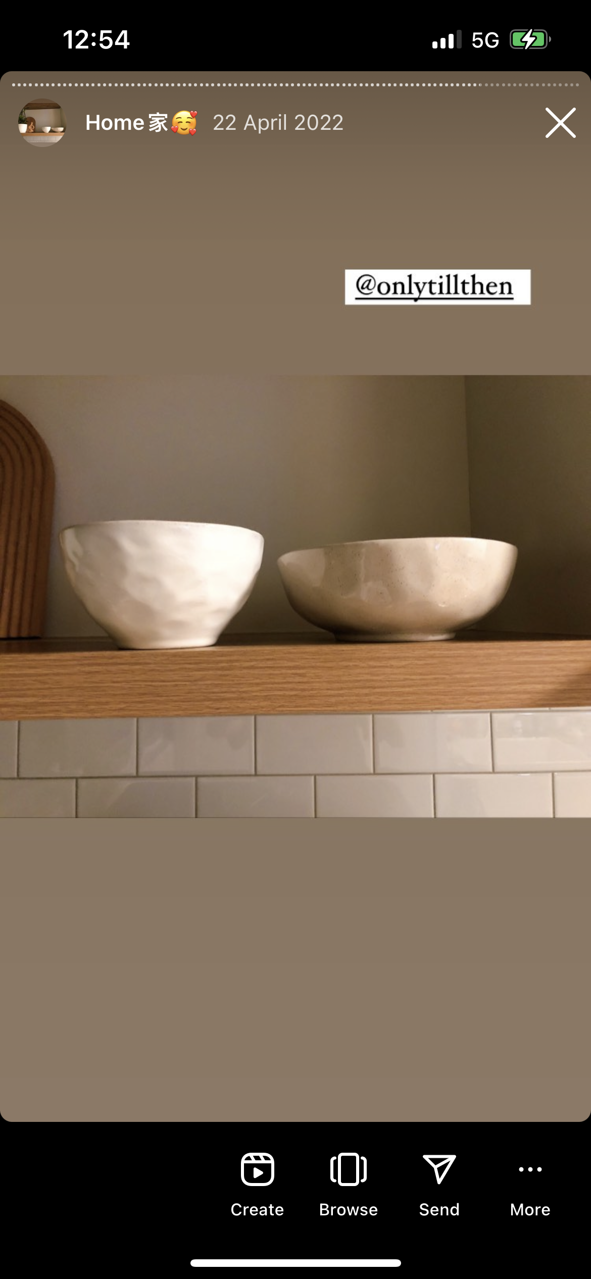 Dining room: making the most out of a small space  - Ceramic bowls on wooden shelf, Minimalist kitchen decor, White ceramic