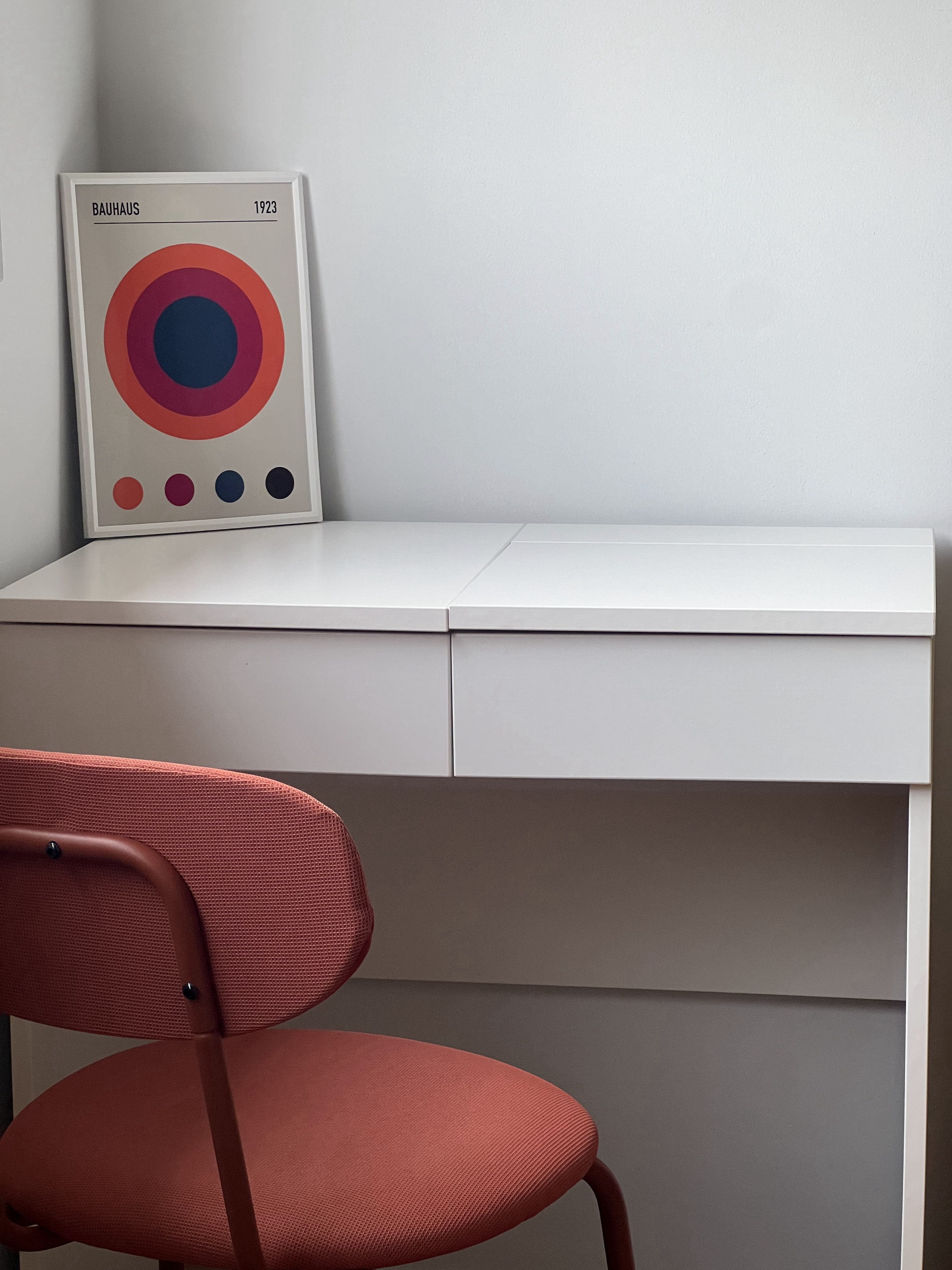 Rise and Rest: A Simple Bedroom Designed for Naps and More Naps - Modern minimalist design, Bauhaus influence, abstract art