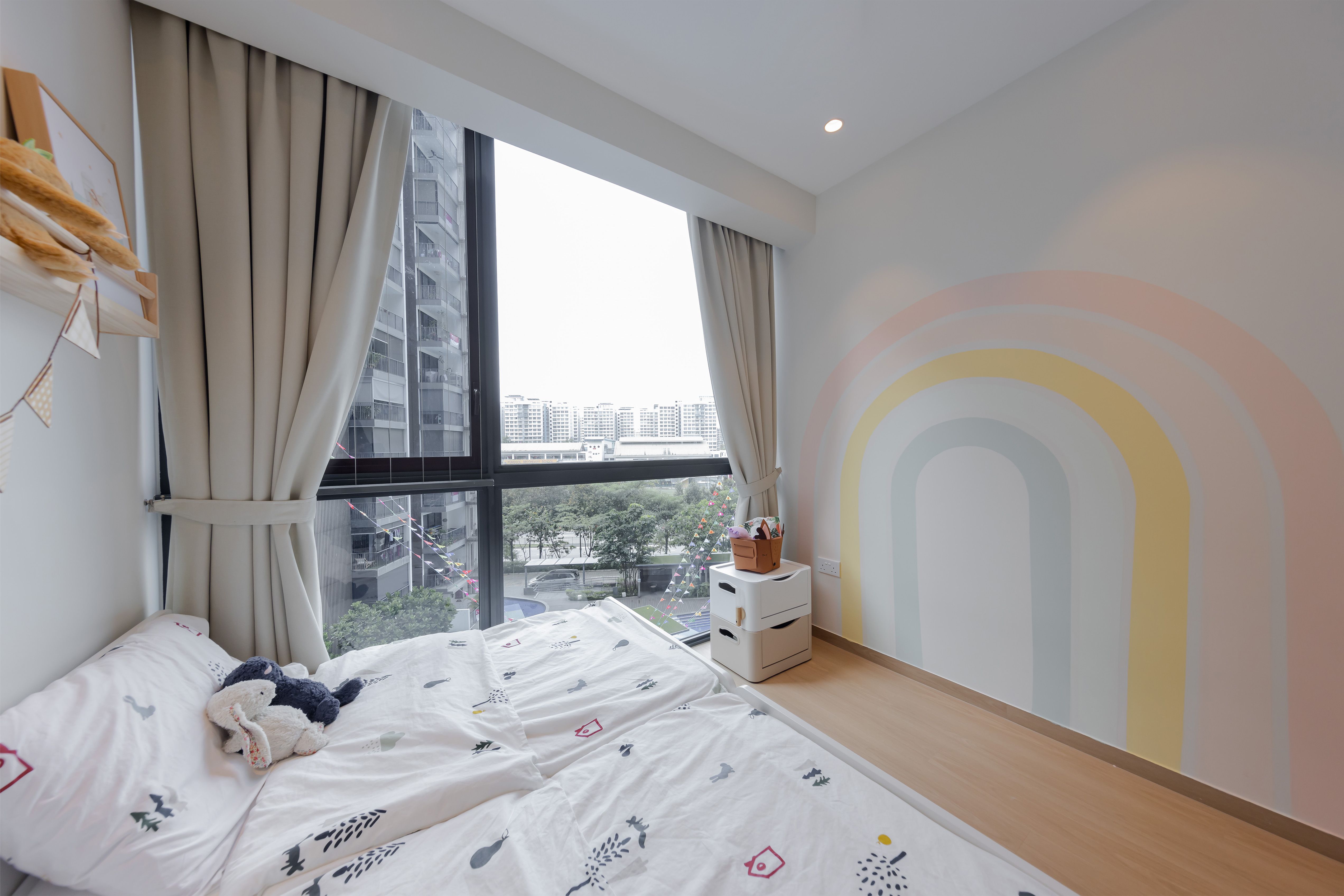 Kids bedroom built to grow with the kids - Modern bedroom with large window, beige curtains, white bed with colorful