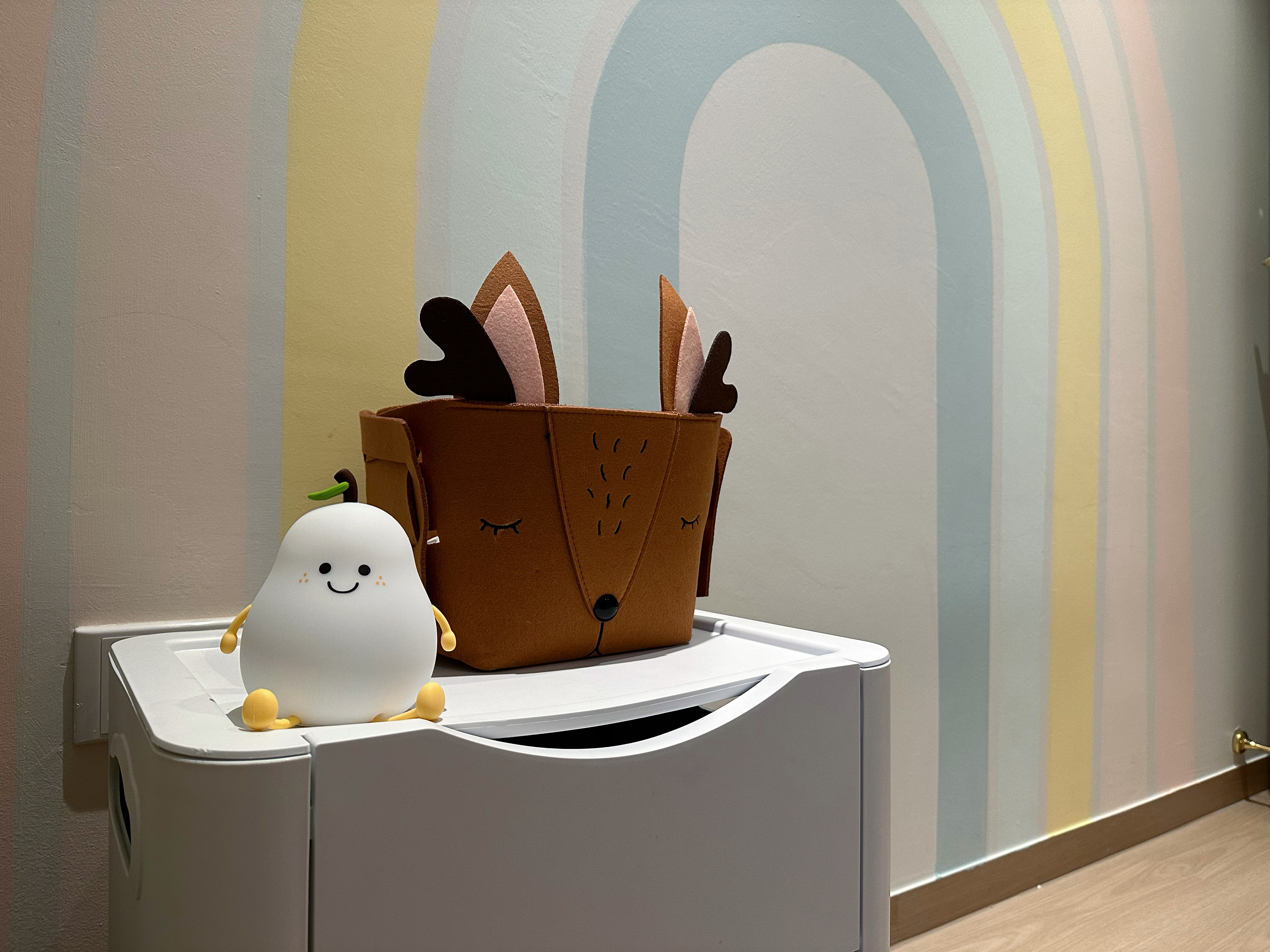 Kids bedroom built to grow with the kids - Soft, whimsical, cartoonish, cute, playful, adorable, child-friendly, adorable