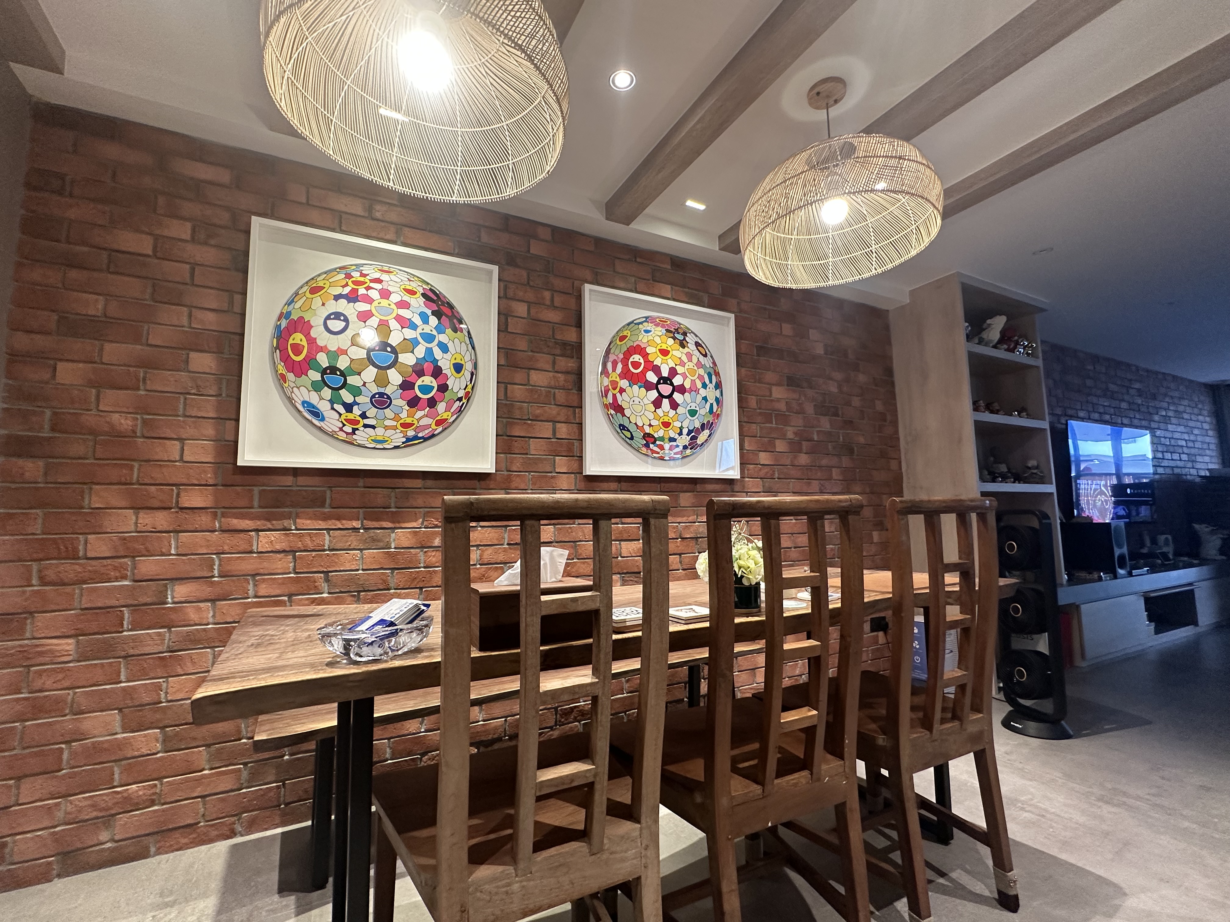 Makan-Area-at-Resort.d.Lala!