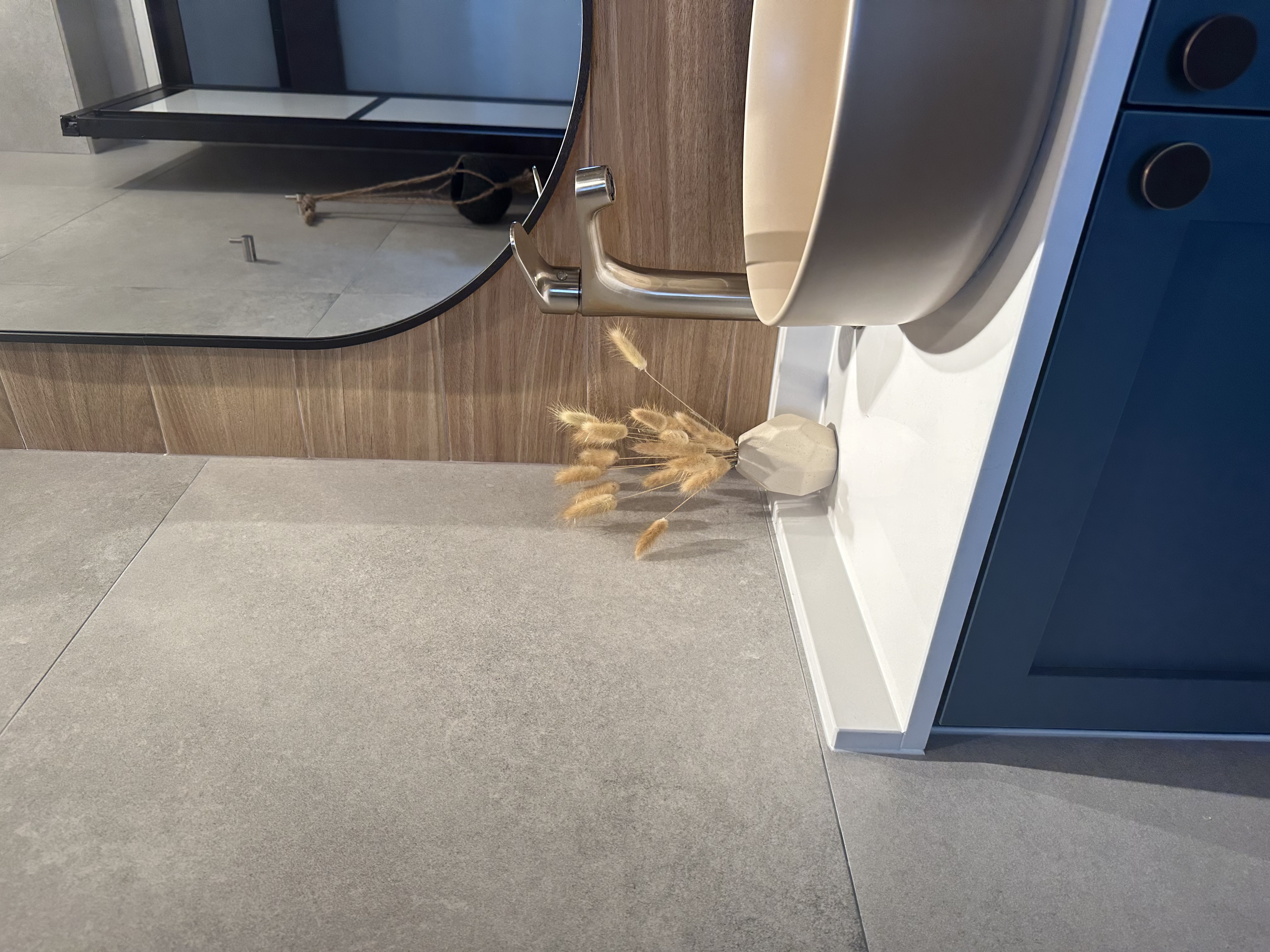 Flora and faux-na 🌱 - modern bathroom vanity, sleek design, contemporary decor, minimalist style, floating shelf, integrated