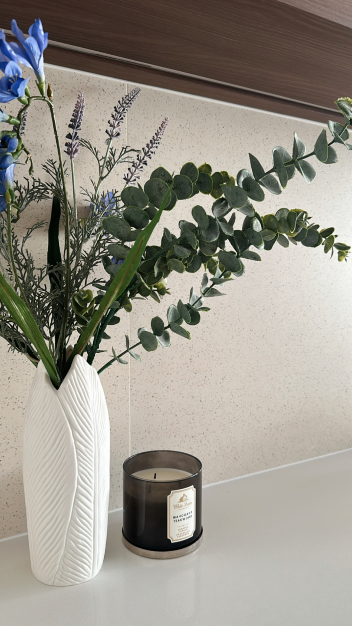 Flora-and-faux-na-🌱