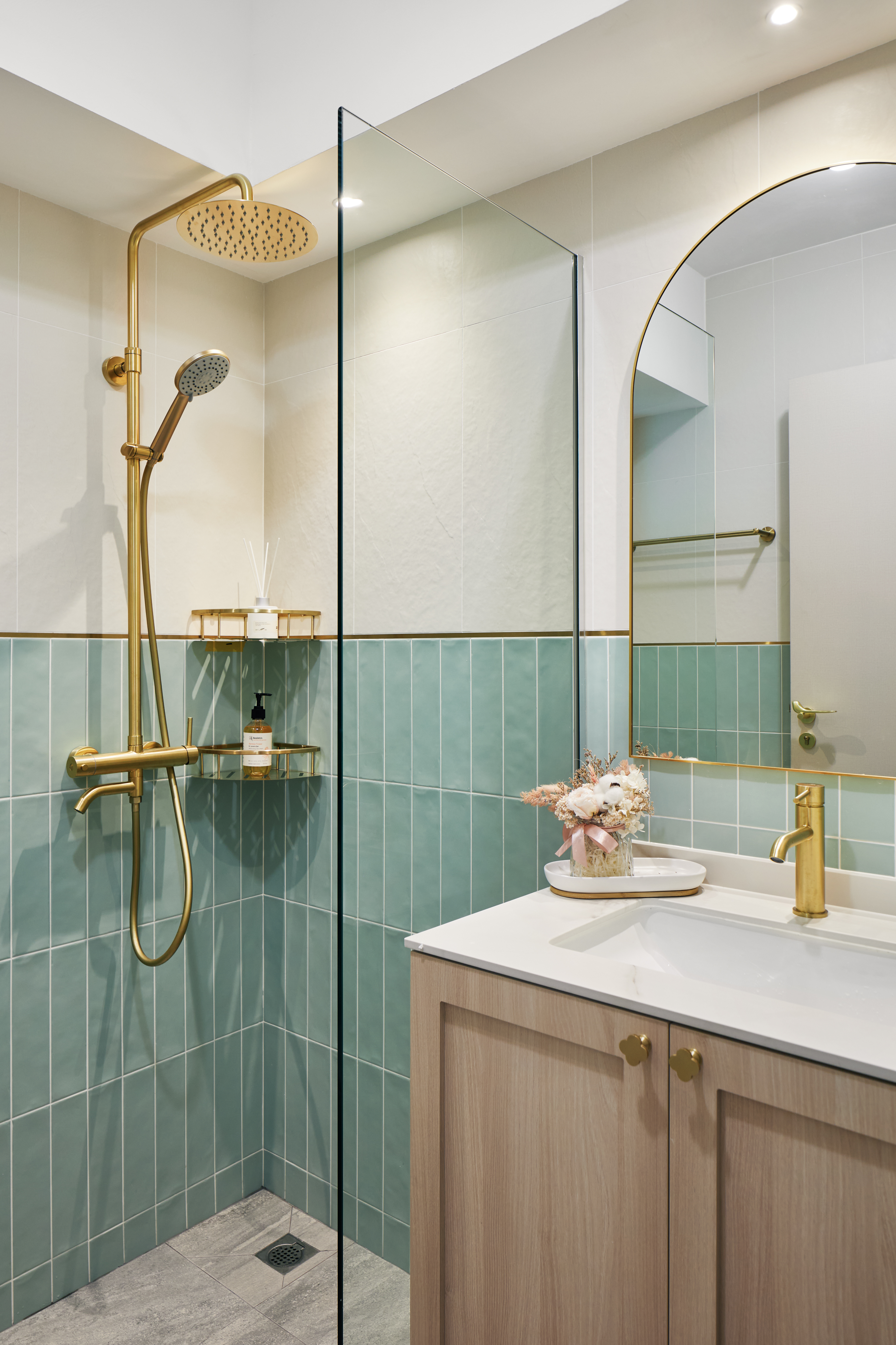 Modern-Farmhouse-Vibes:-A-Warm-&-Cosy-5-Room-BTO-