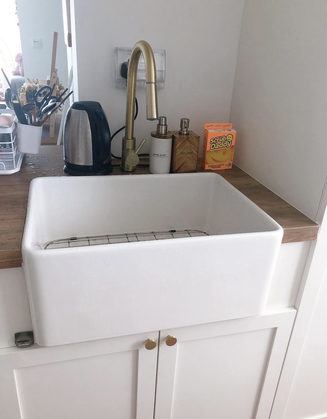 Our small farmhouse kitchen - possibilities of a small kitchen space