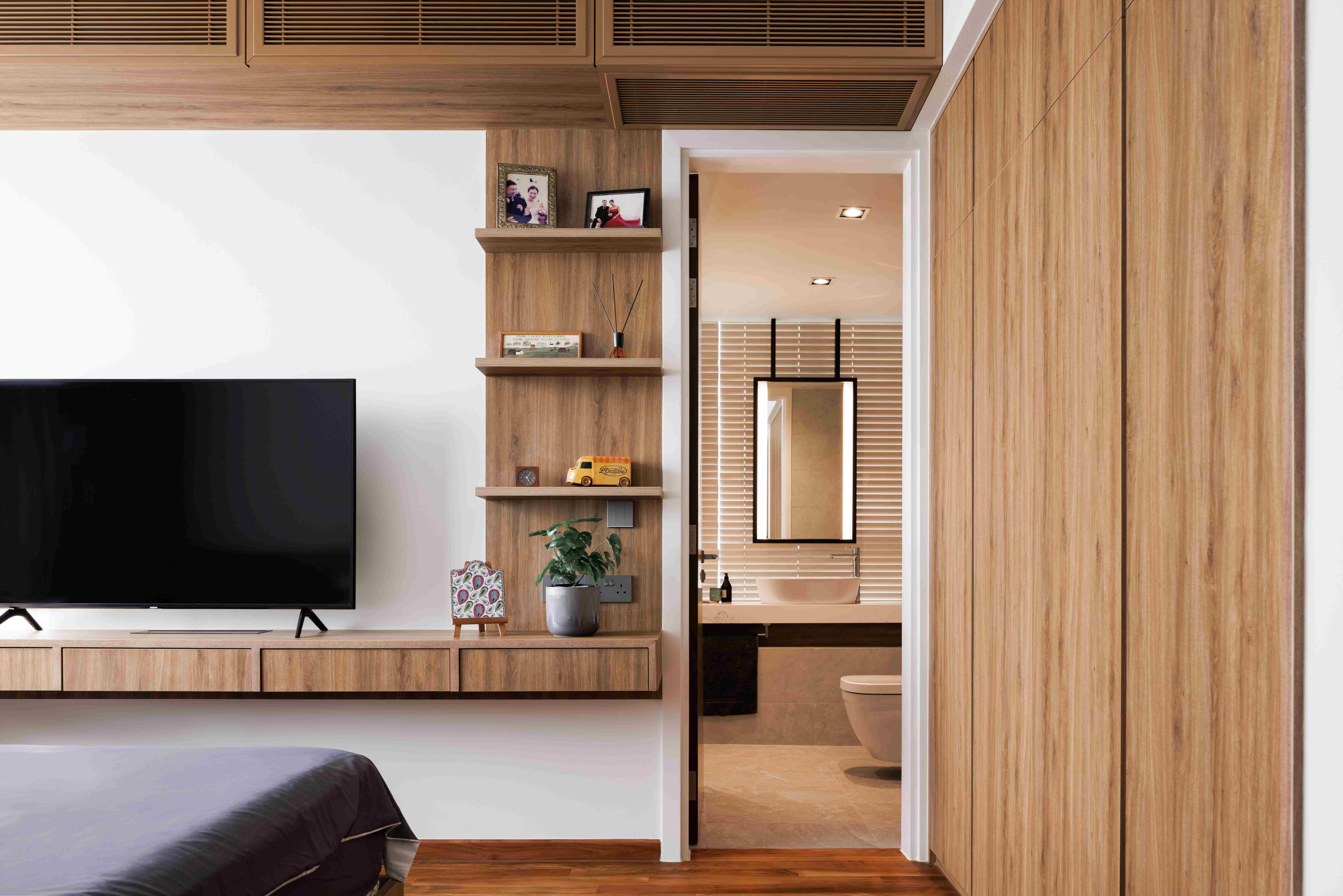 Transforming an old home to emphasise its calmness & warmth