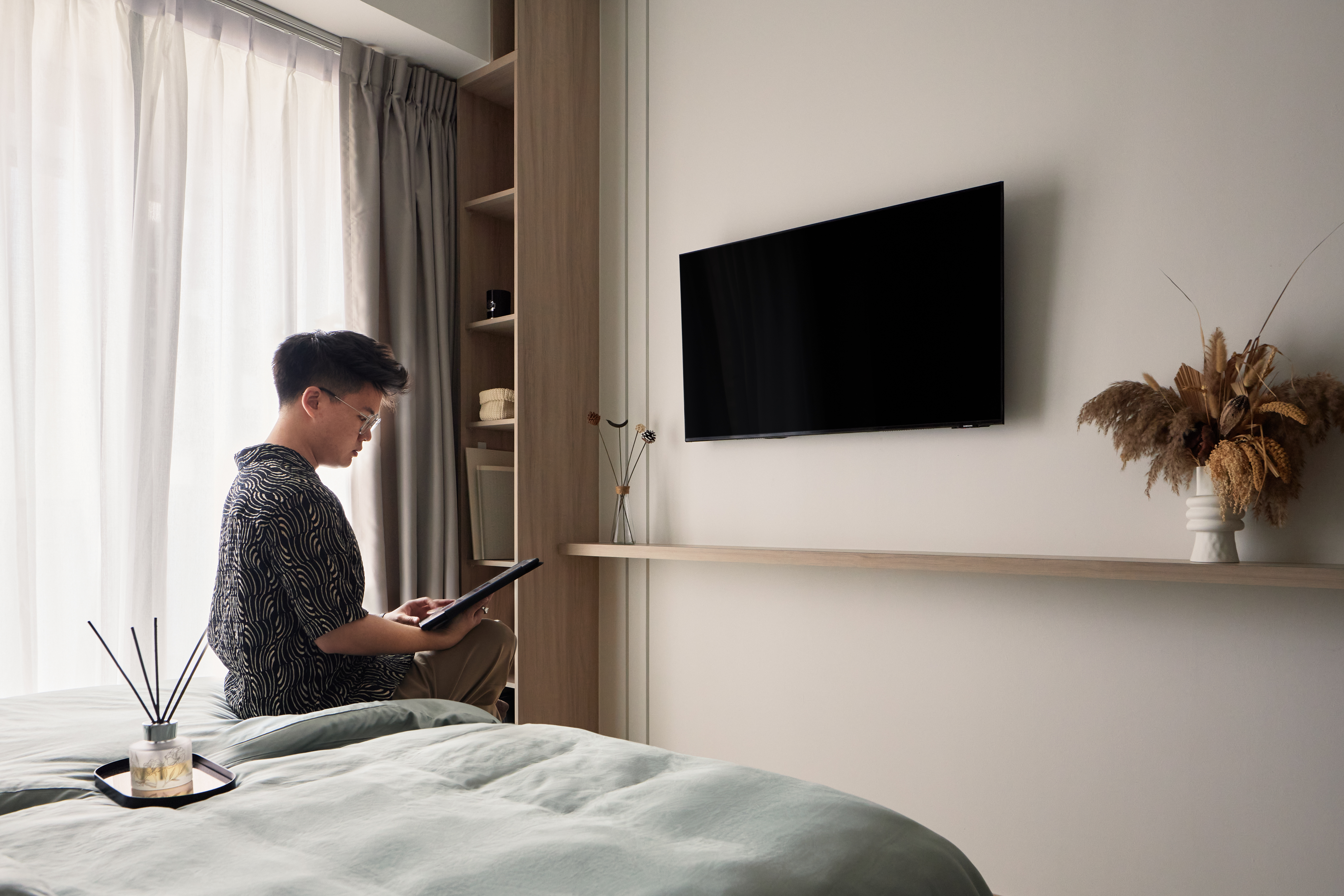 An Easy Guide to a Minimalist x Japandi Home