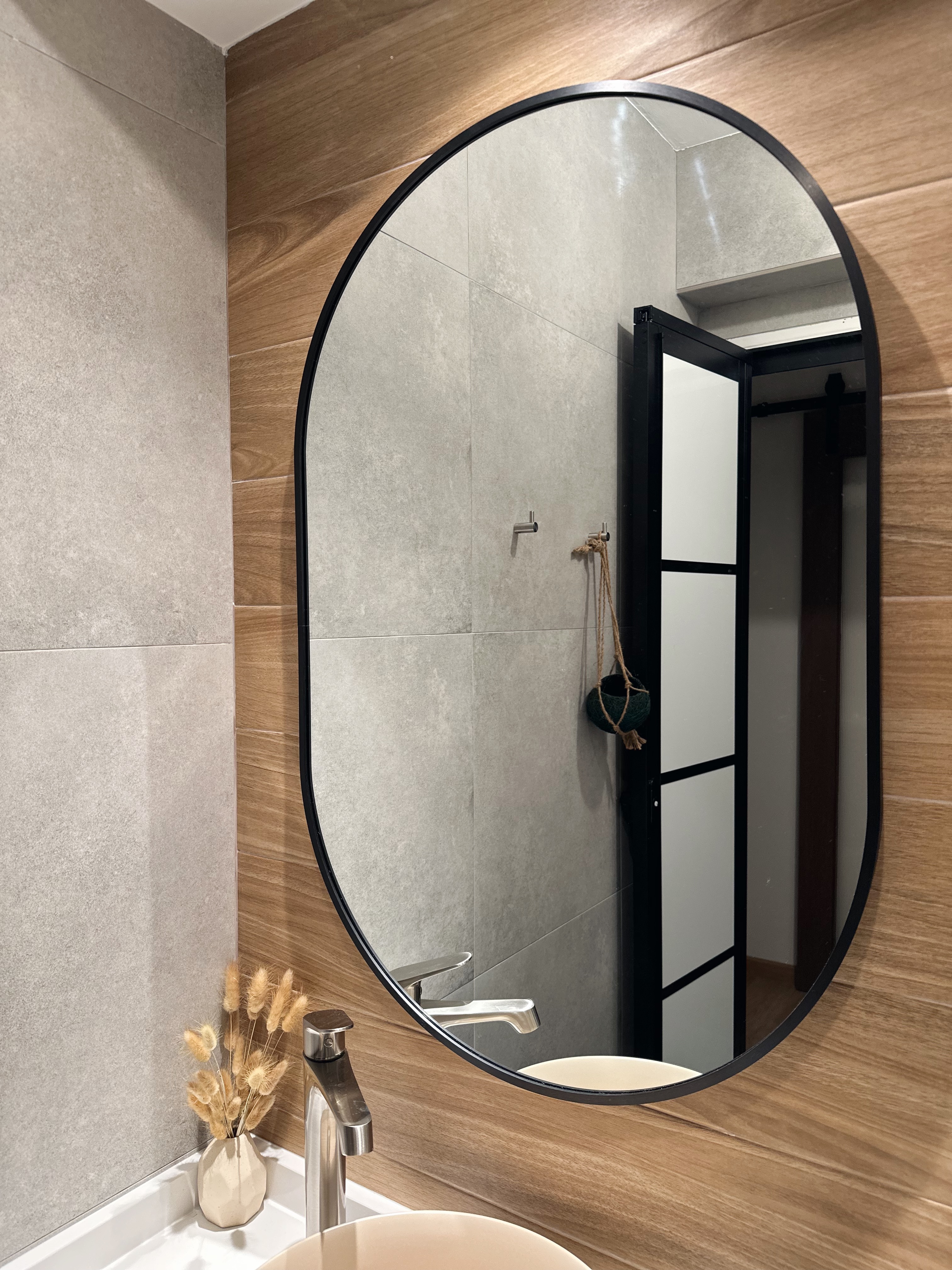 Neutral with a Pop of Colour ✨🧻