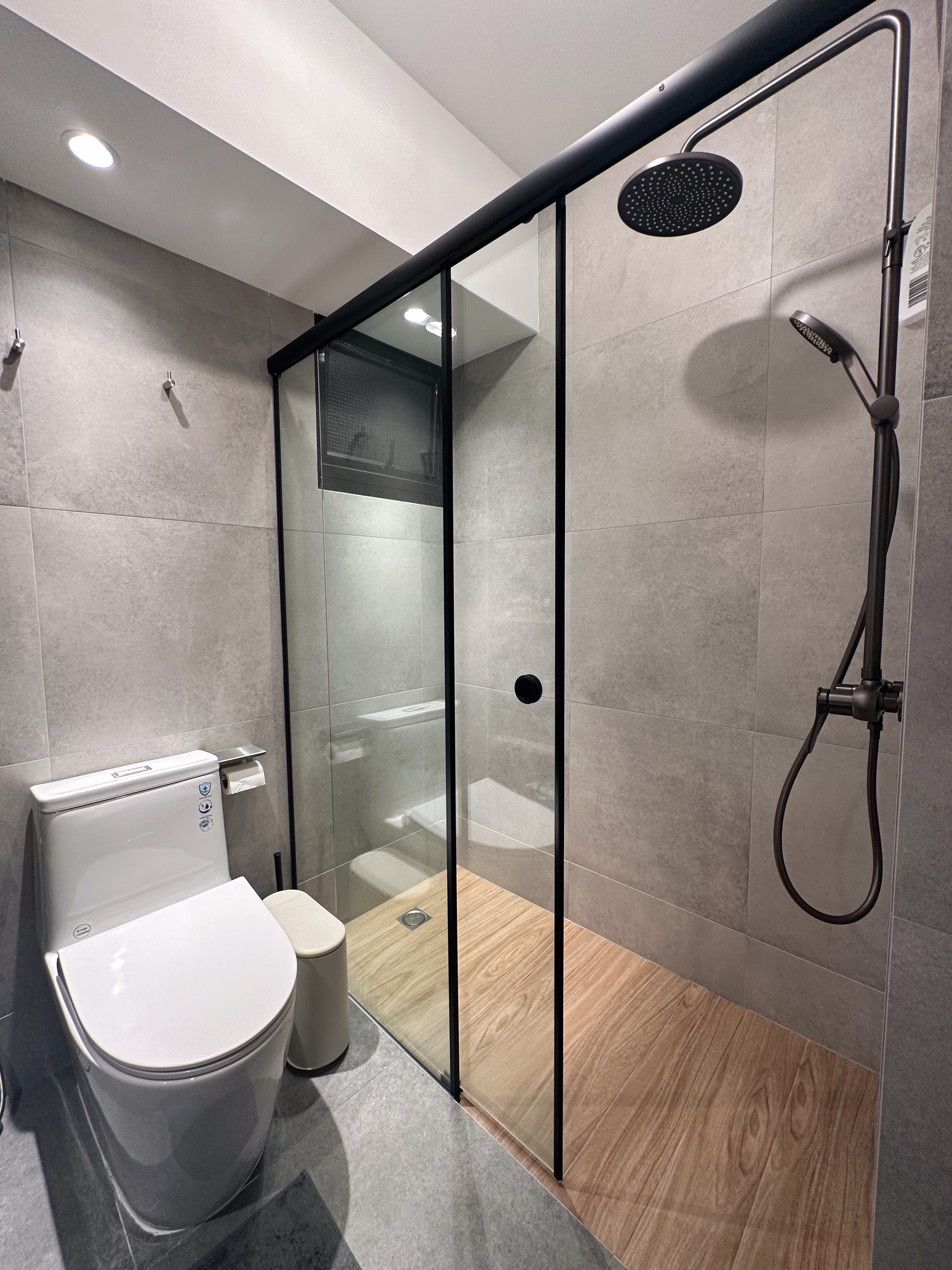 Neutral with a Pop of Colour ✨🧻