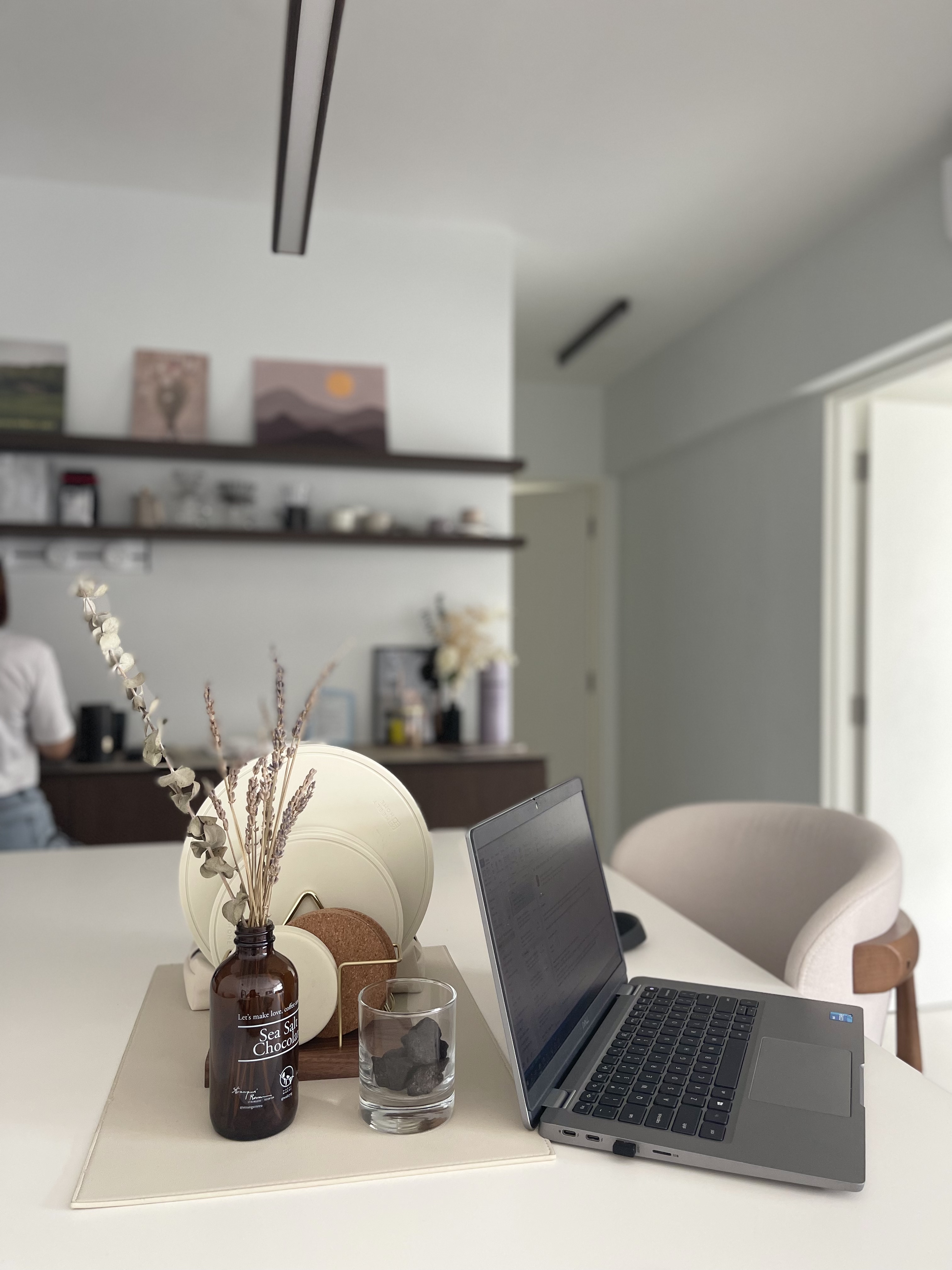 No confidence in keeping houseplants alive? Faux or dried plants it is