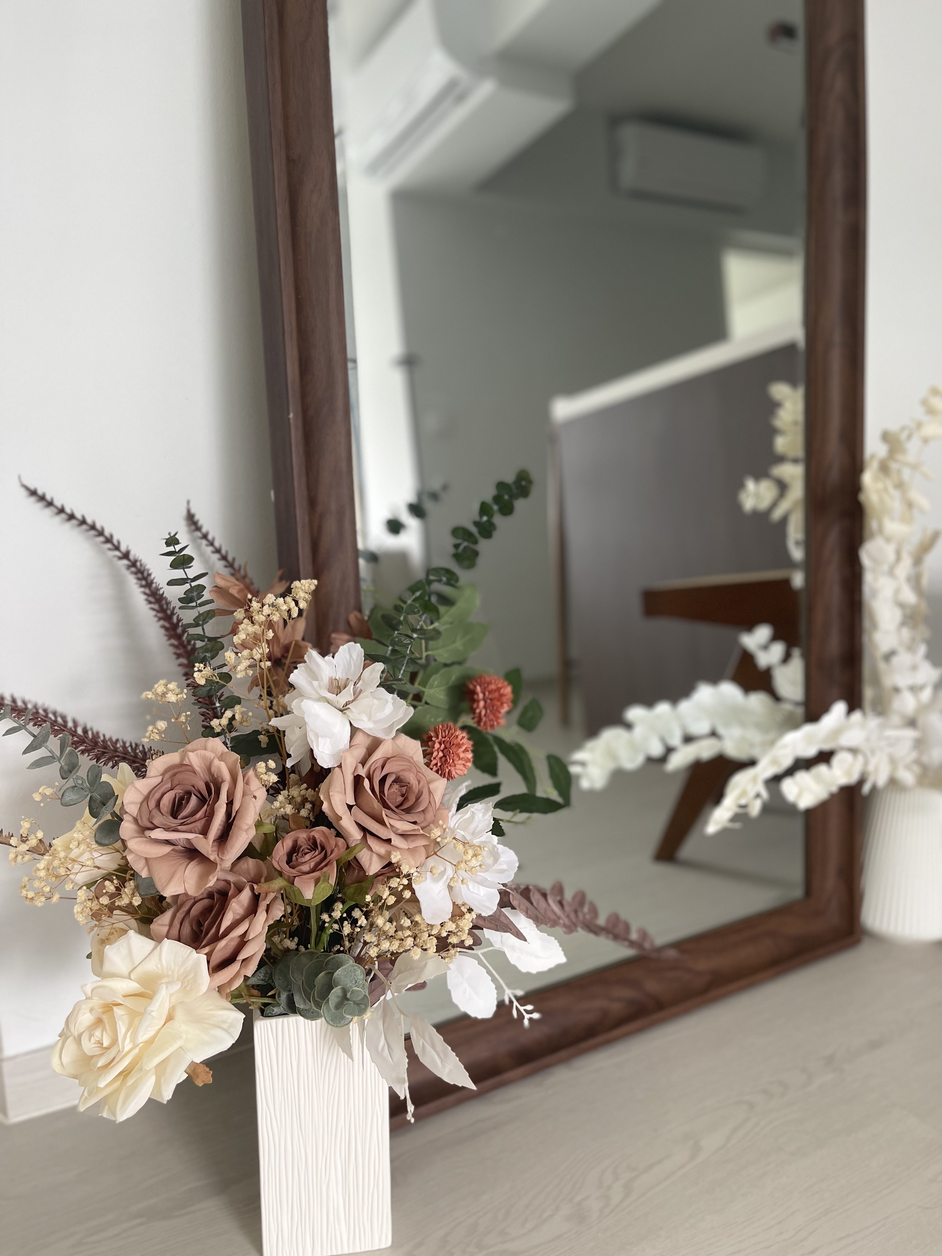 No confidence in keeping houseplants alive? Faux or dried plants it is - vivid floral arrangement, elegant bouquet, natural