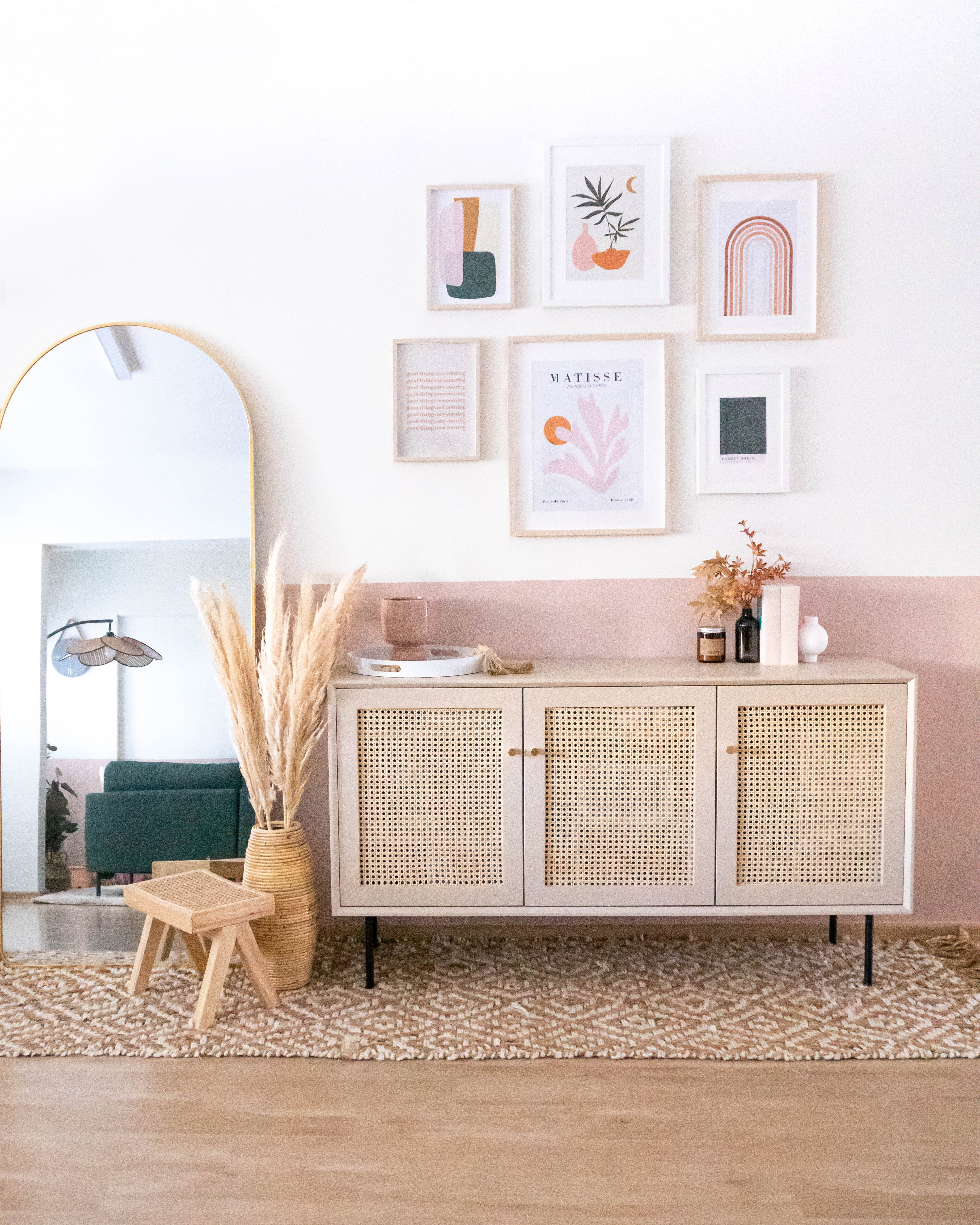 Scandi Living Room, Bedroom & Boho-chic Home Office - Modern minimalist decor, abstract art, geometric shapes, pastel color