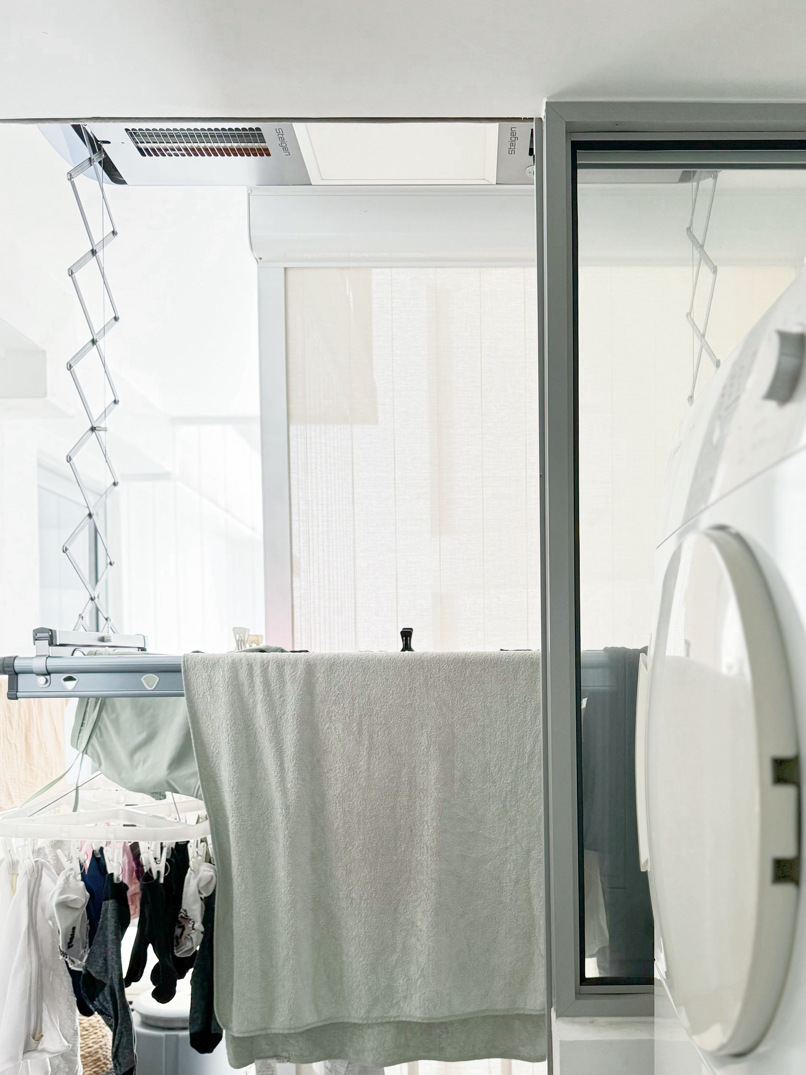 A-Small-but-Efficient-Laundry-Area