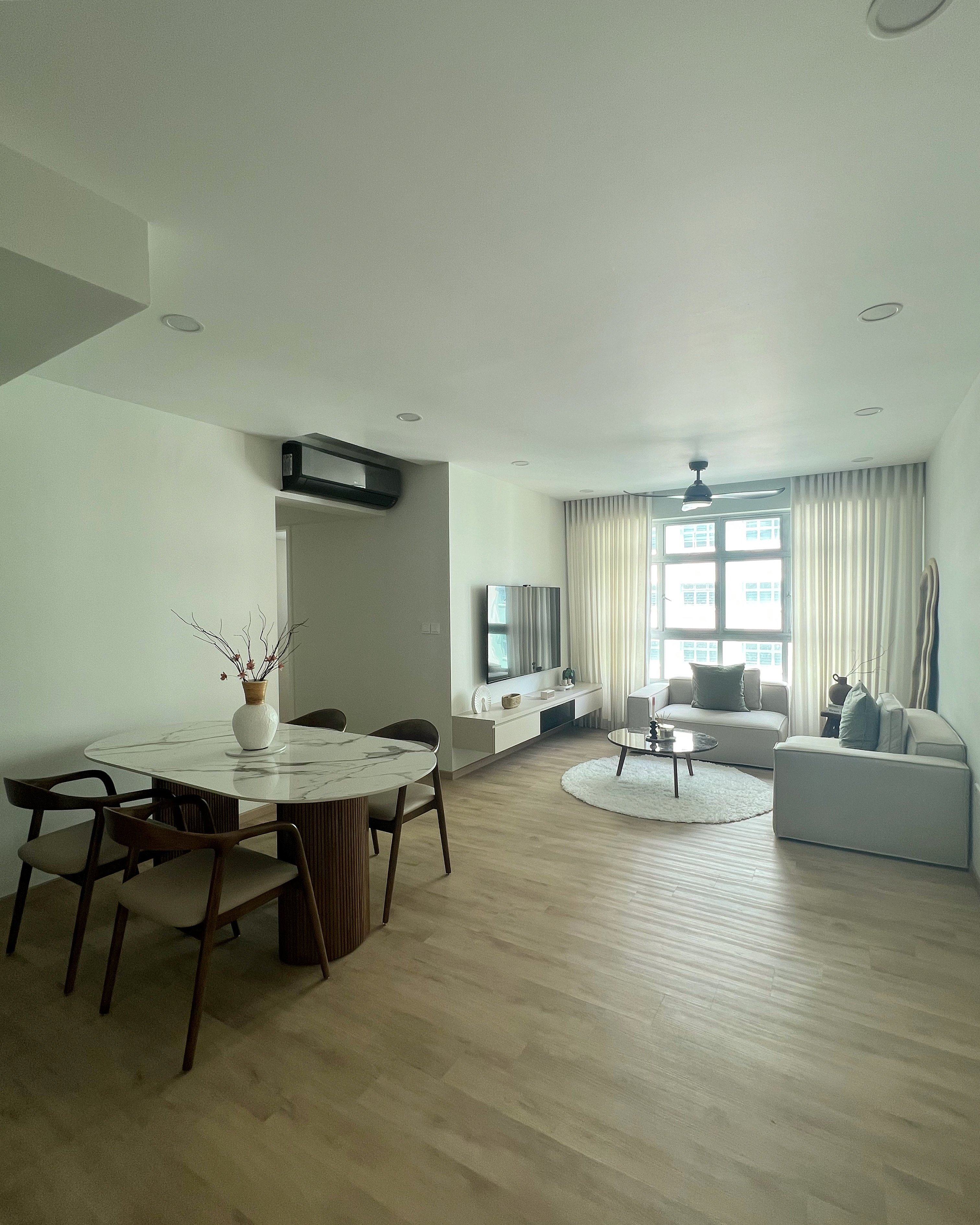 A minimalist home with “50 shades of beige” 😆 - Modern minimalist living room, sleek furniture design, contemporary decor