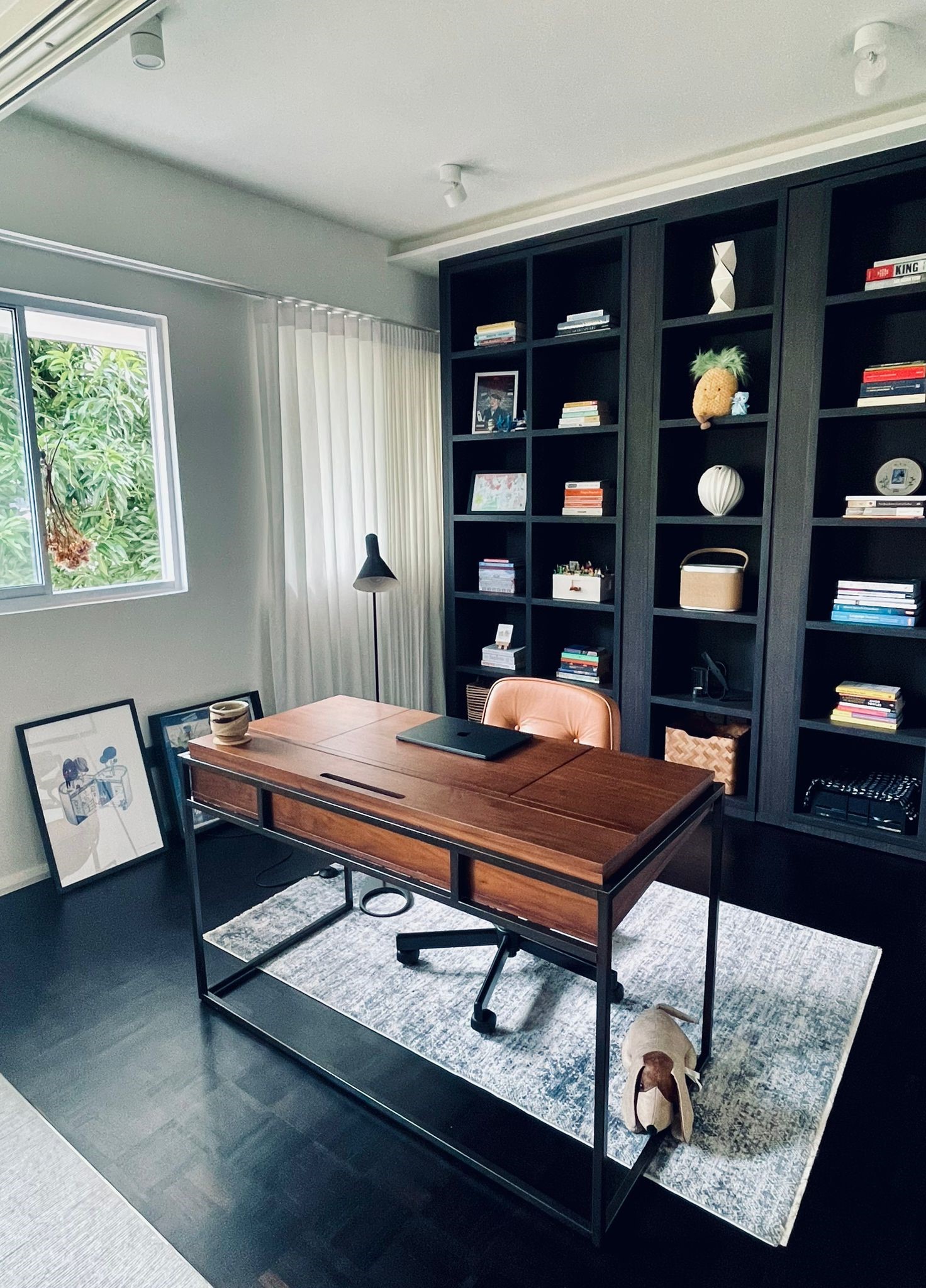 990 Sqft Apartment in Telok Kurau. Bringing a dream apartment to life! - Wooden desk, black shelving, modern office