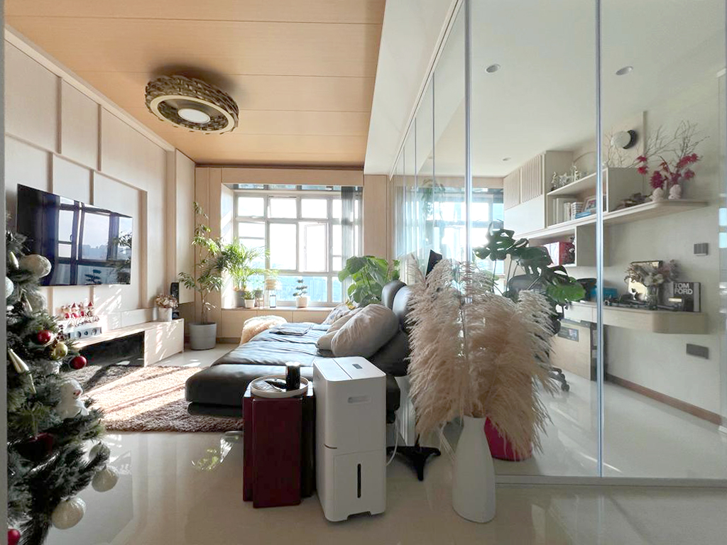 Welcoming-Christmas-in-our-5rooms-HDB-resale-unit