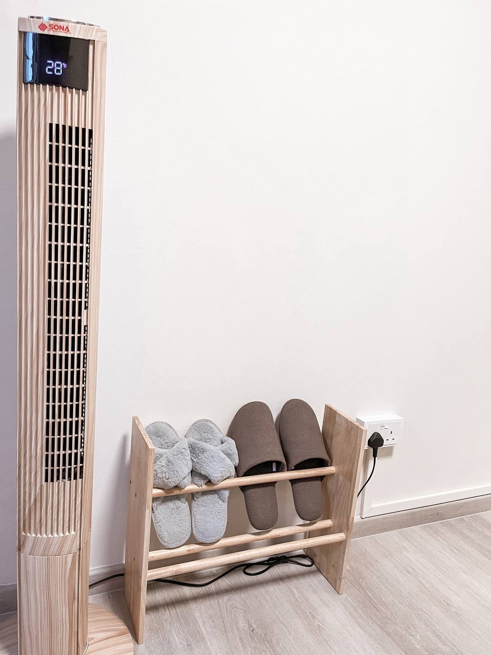 Bedroom Essentials - Wooden air conditioner, 28-degree temperature display, minimalist design, natural wood finish, charging