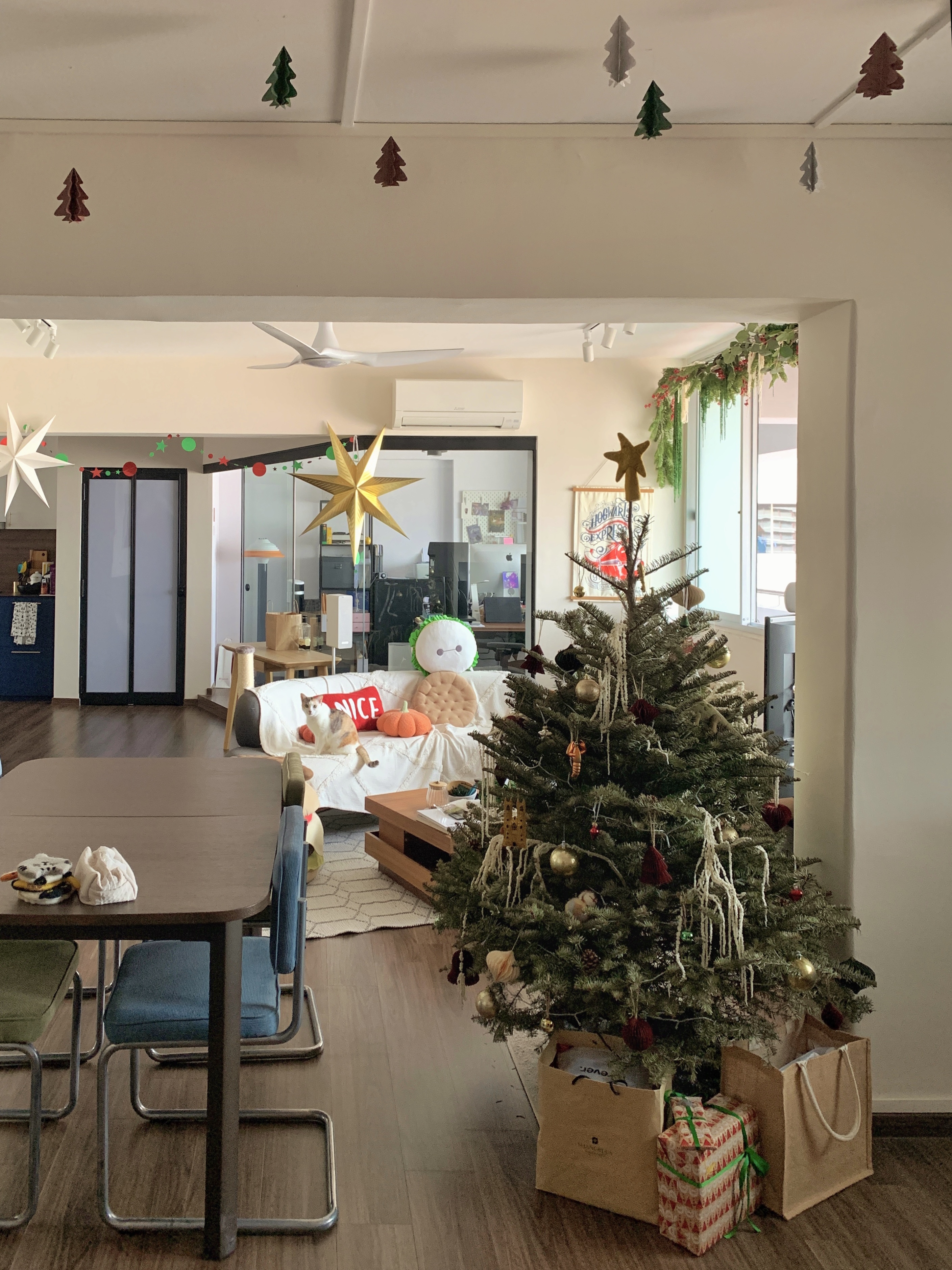 A maximalist Christmas set-up with DIY touches! - Christmas tree, festive decorations, indoor setting, modern decor, cozy