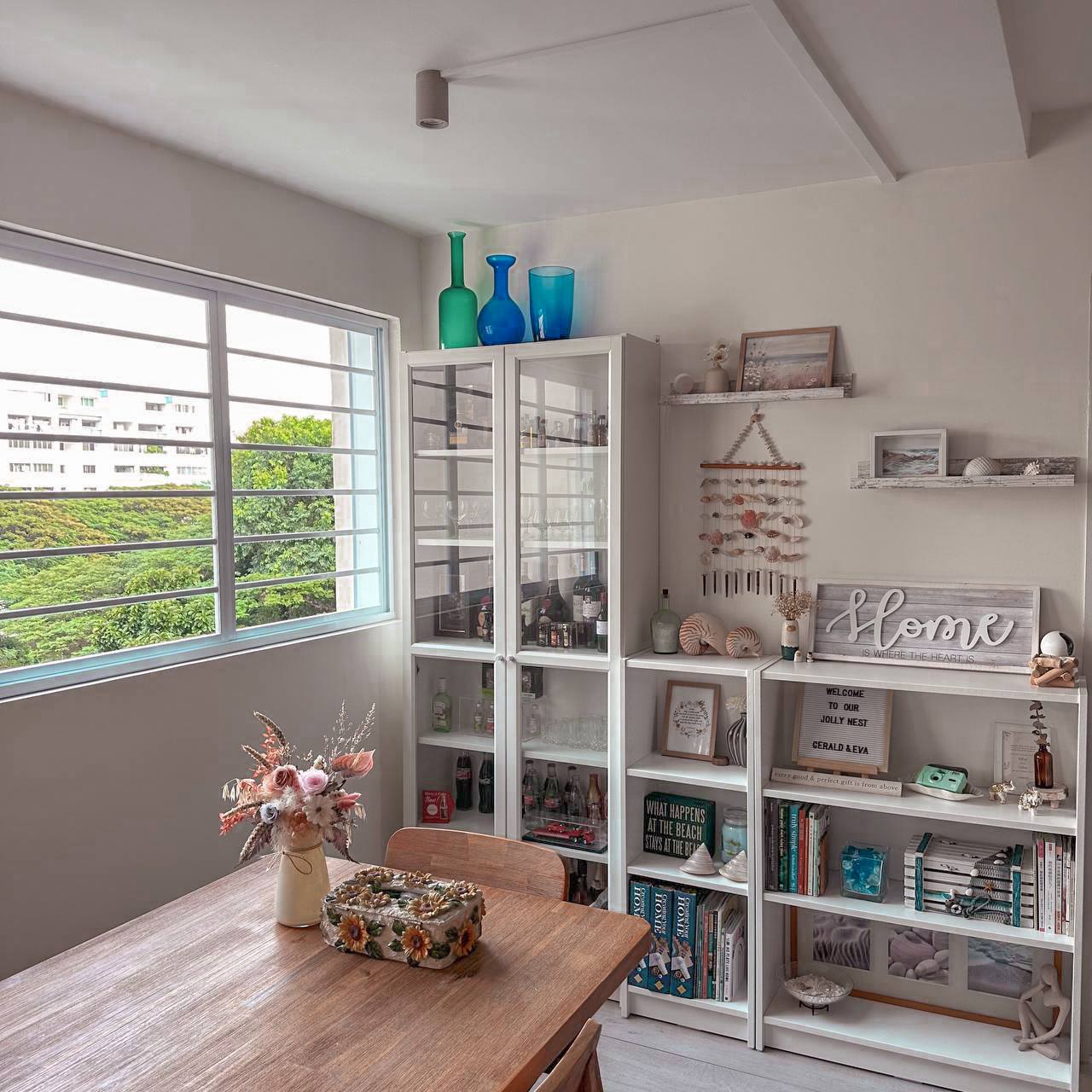 Beach-Inspired-Dining-Space