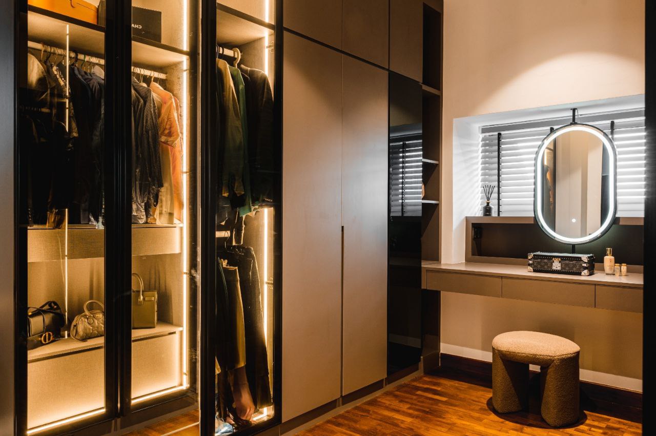 Bedroom: Zen Mode ON - Modern wardrobe with illuminated shelves, sleek closet doors, neatly arranged clothes, stylish