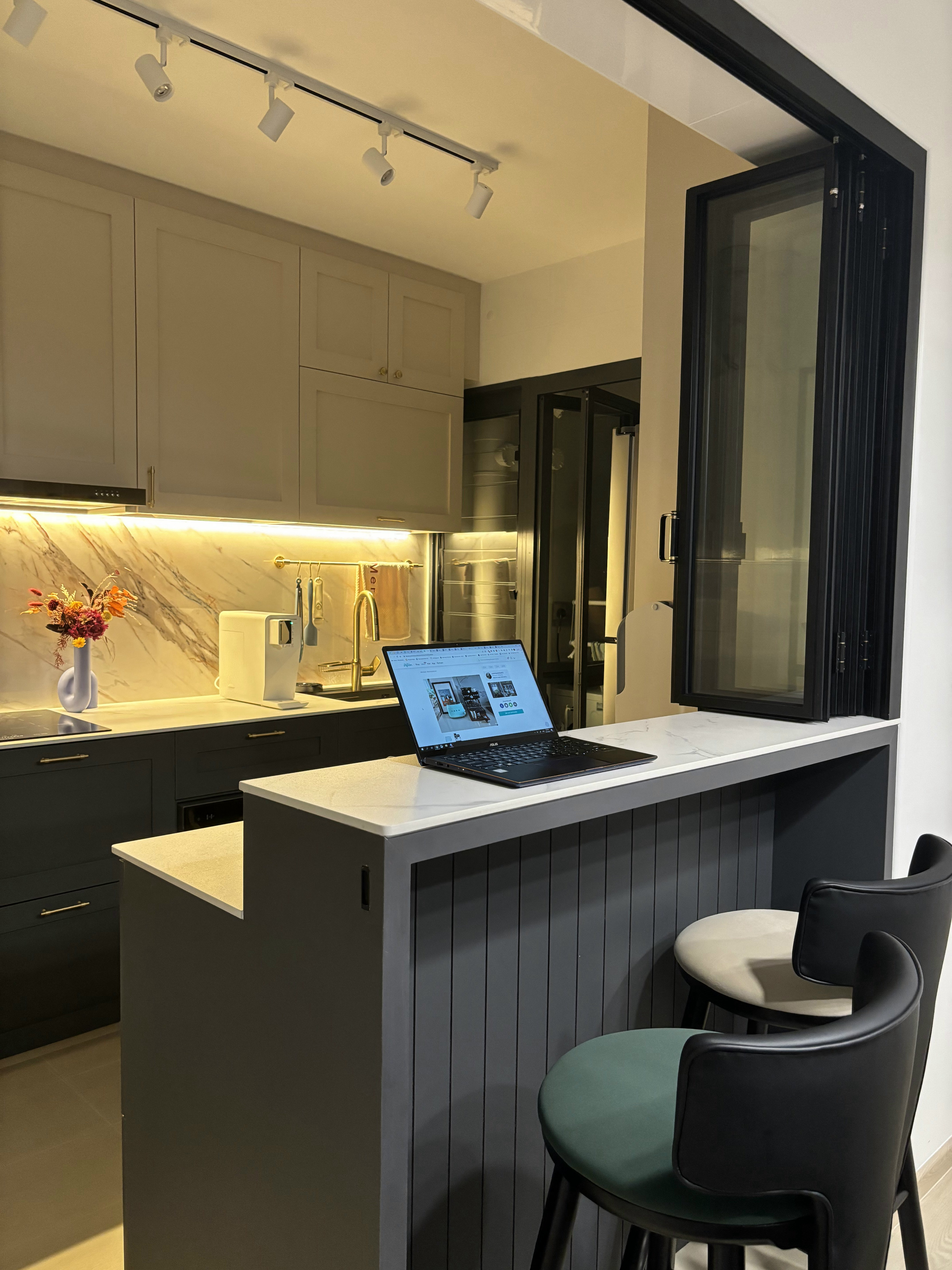 Our Favourite Features in the Kitchen - Modern kitchen with sleek design, open space, minimalist decor, contemporary