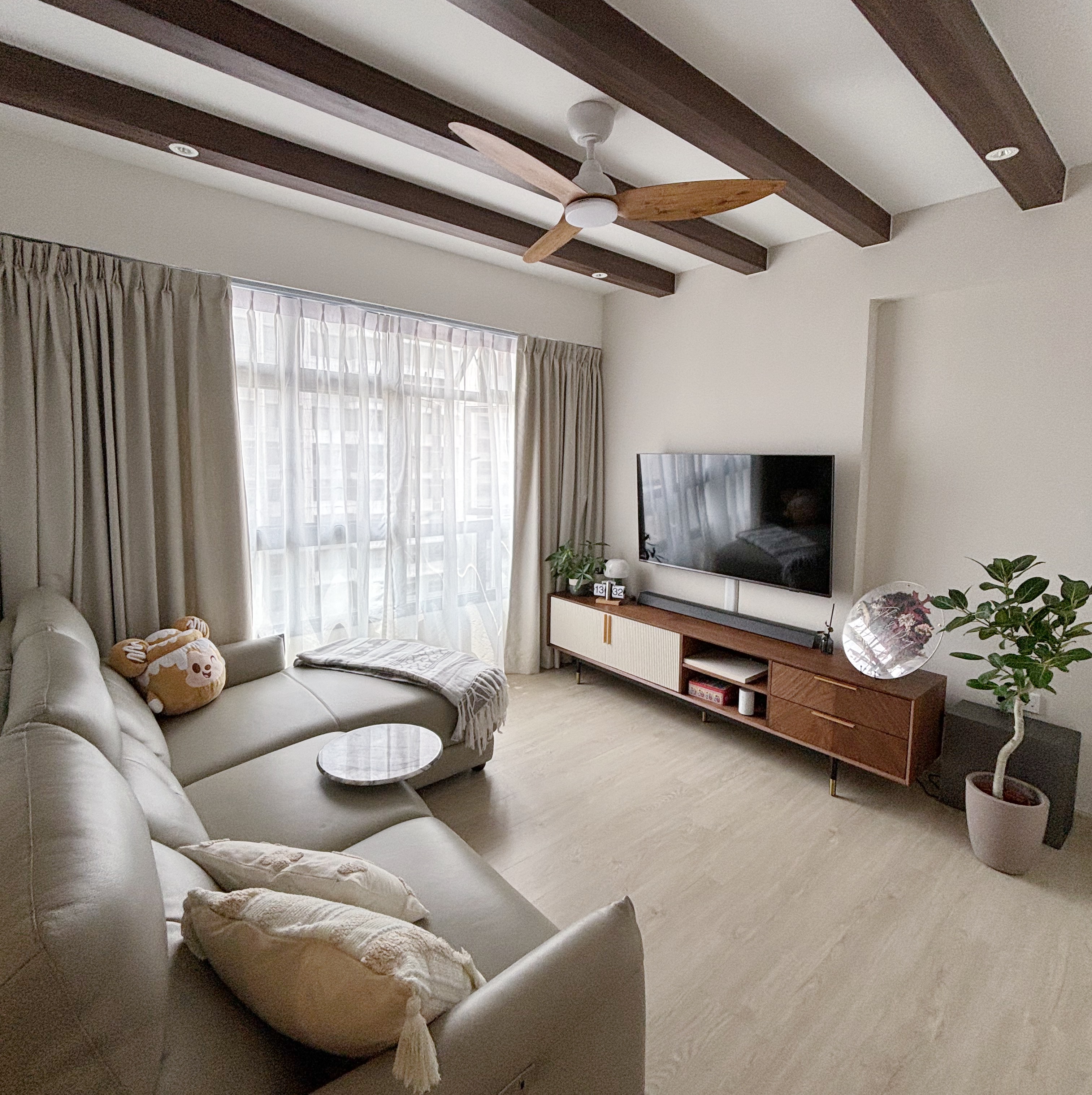 Our-Modern-Farmhouse-Living-Room