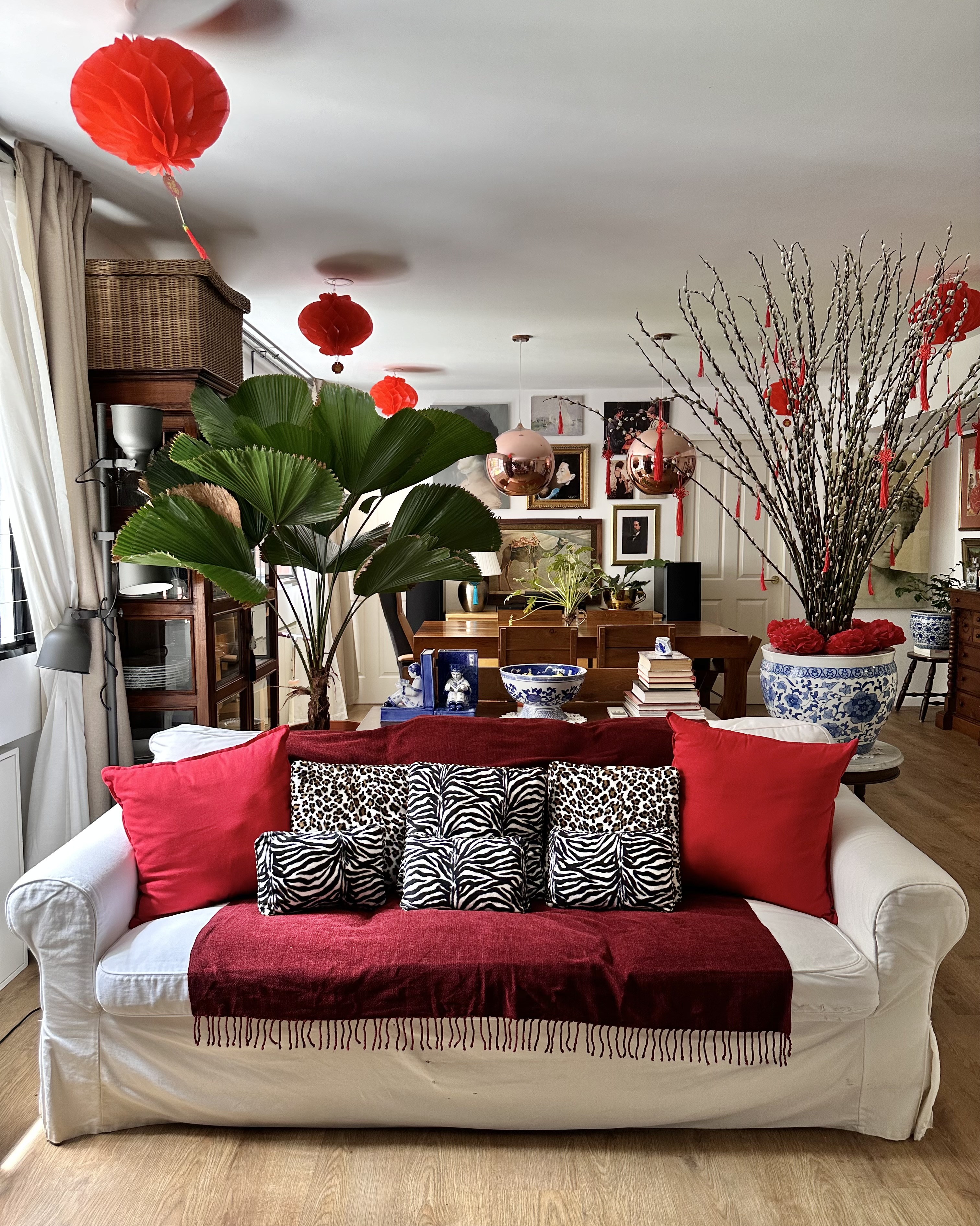 A-Festive-Home-Ready-to-Welcome-the-Year-of-Dragon