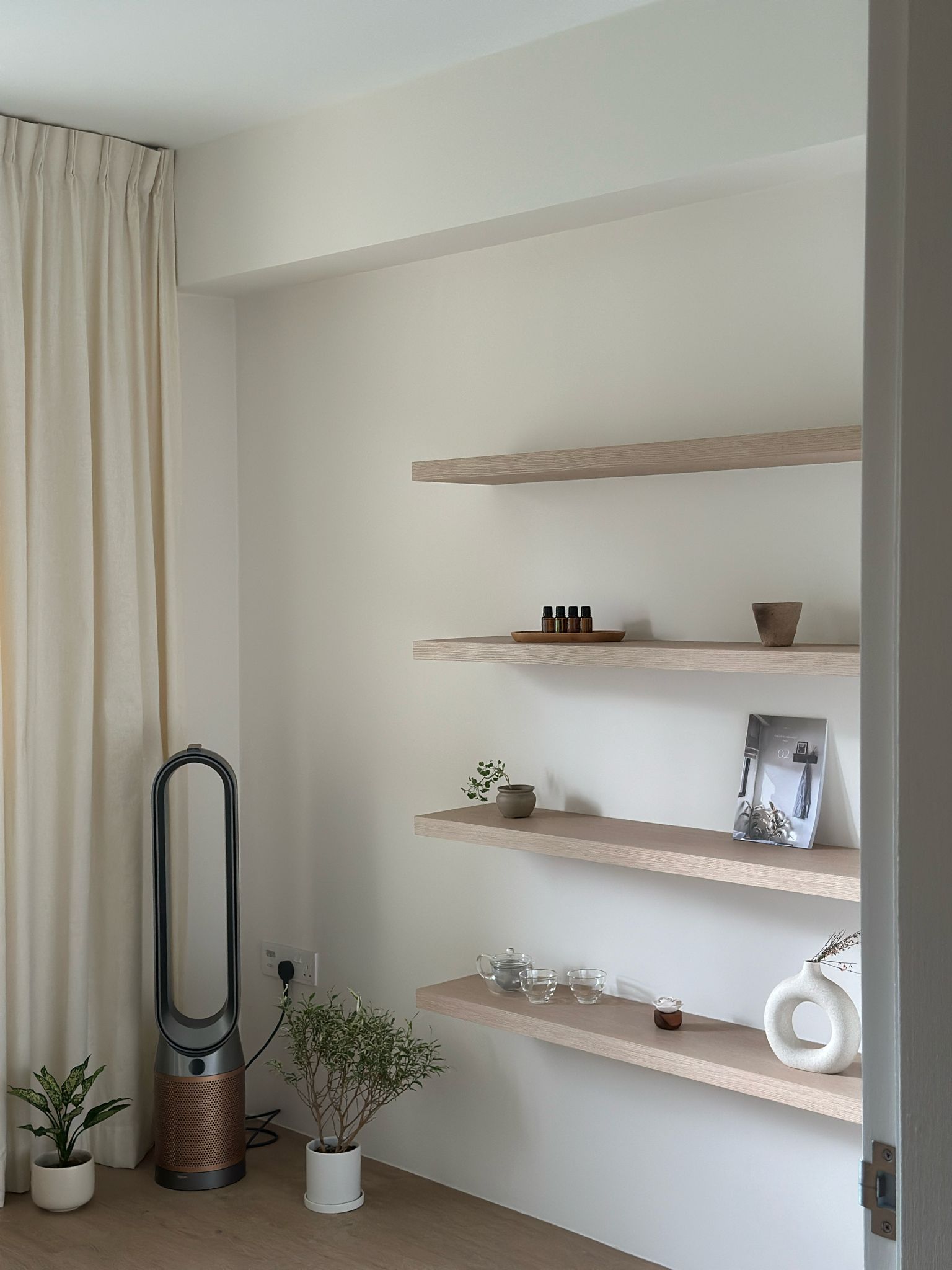 Minimalist-Home-Office-