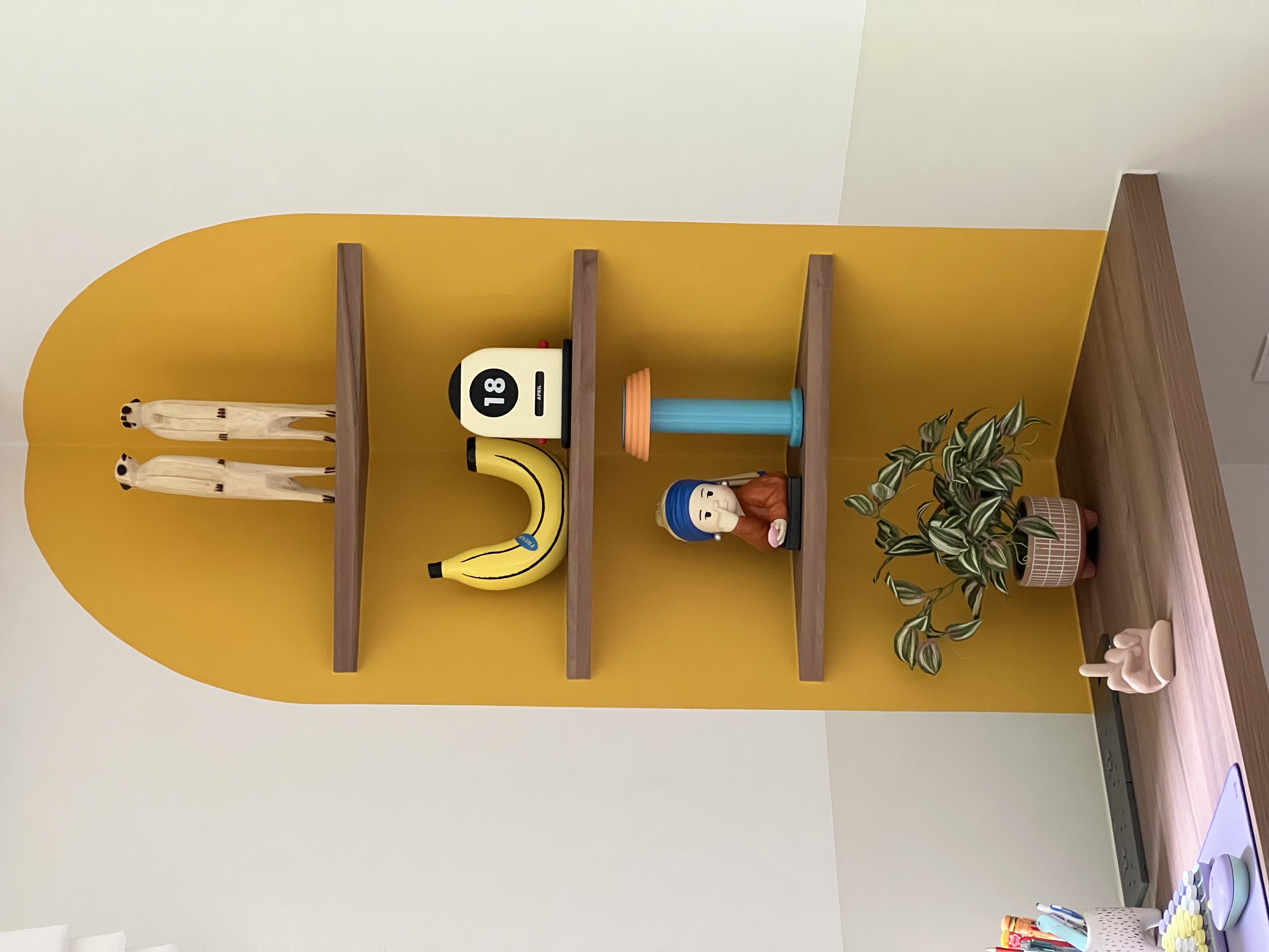 The-workspace-need-not-be-so-dull