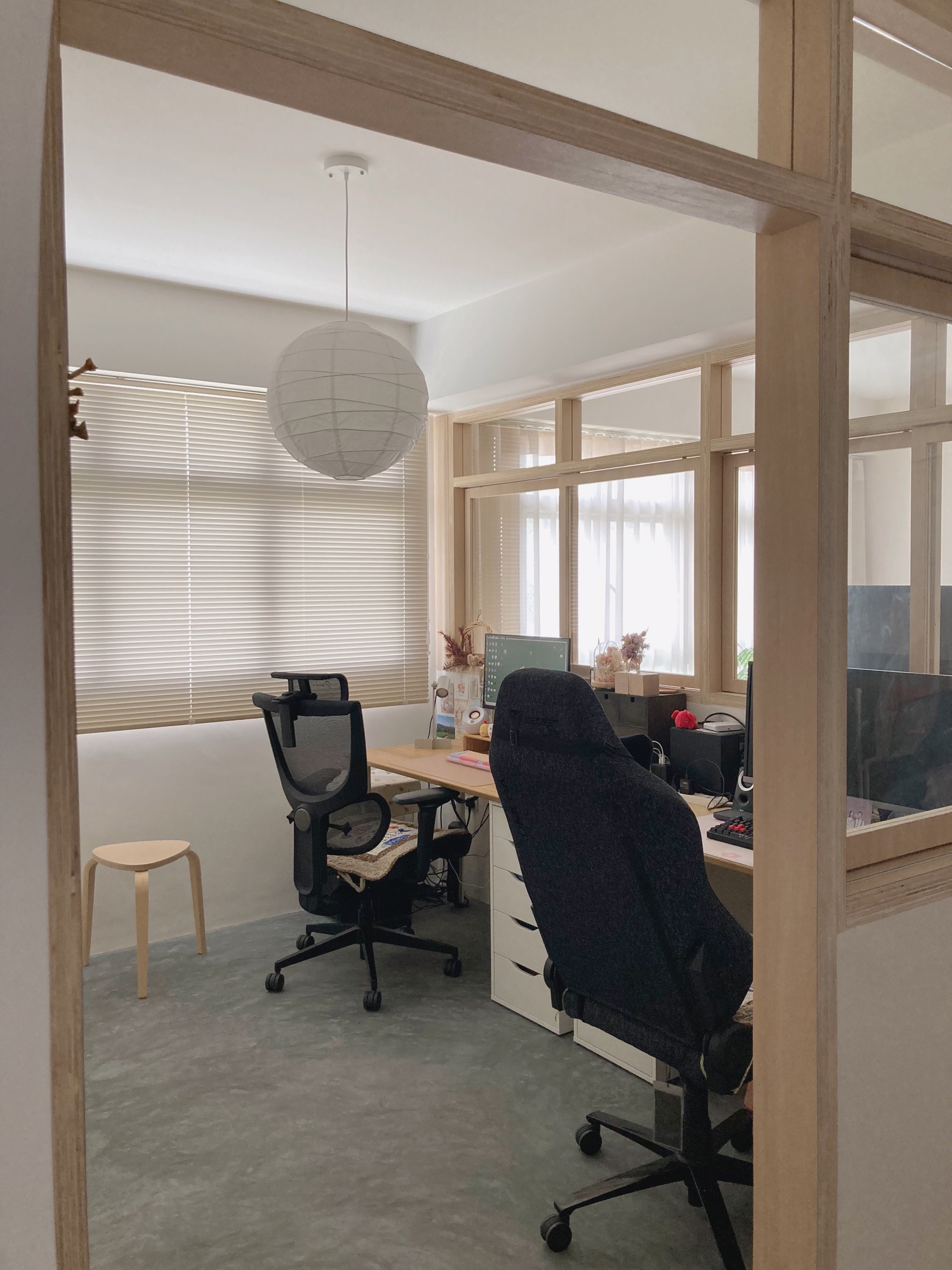 Bright-and-Open-Minimalist-Workspace