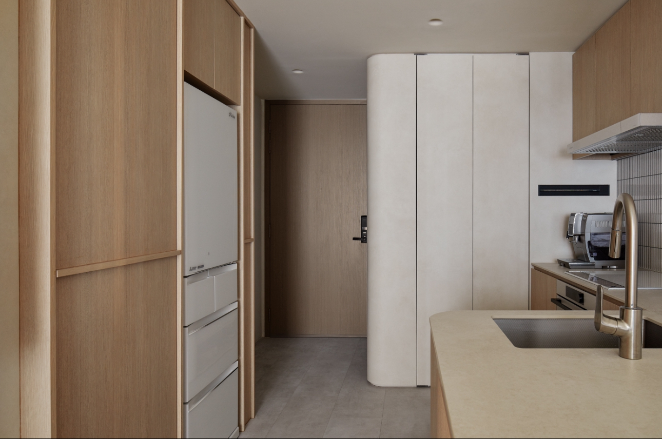 A 689sqft 2-Bedder Japandi Resale in North-east - Wooden cabinets, modern kitchen, minimalist design, sleek appliances