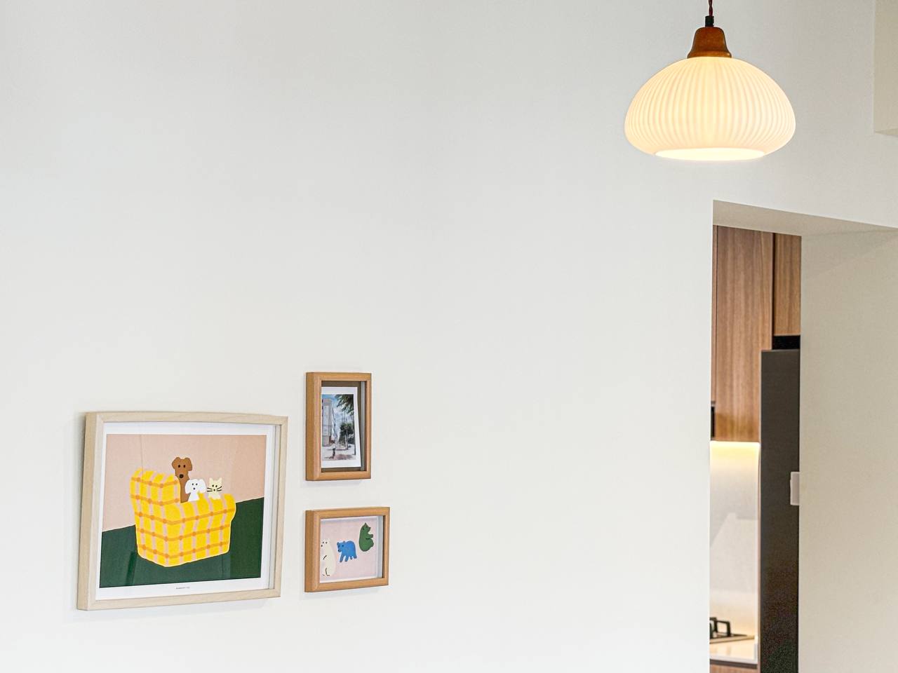 He-wants-it-minimal,-she-wants-it-cute