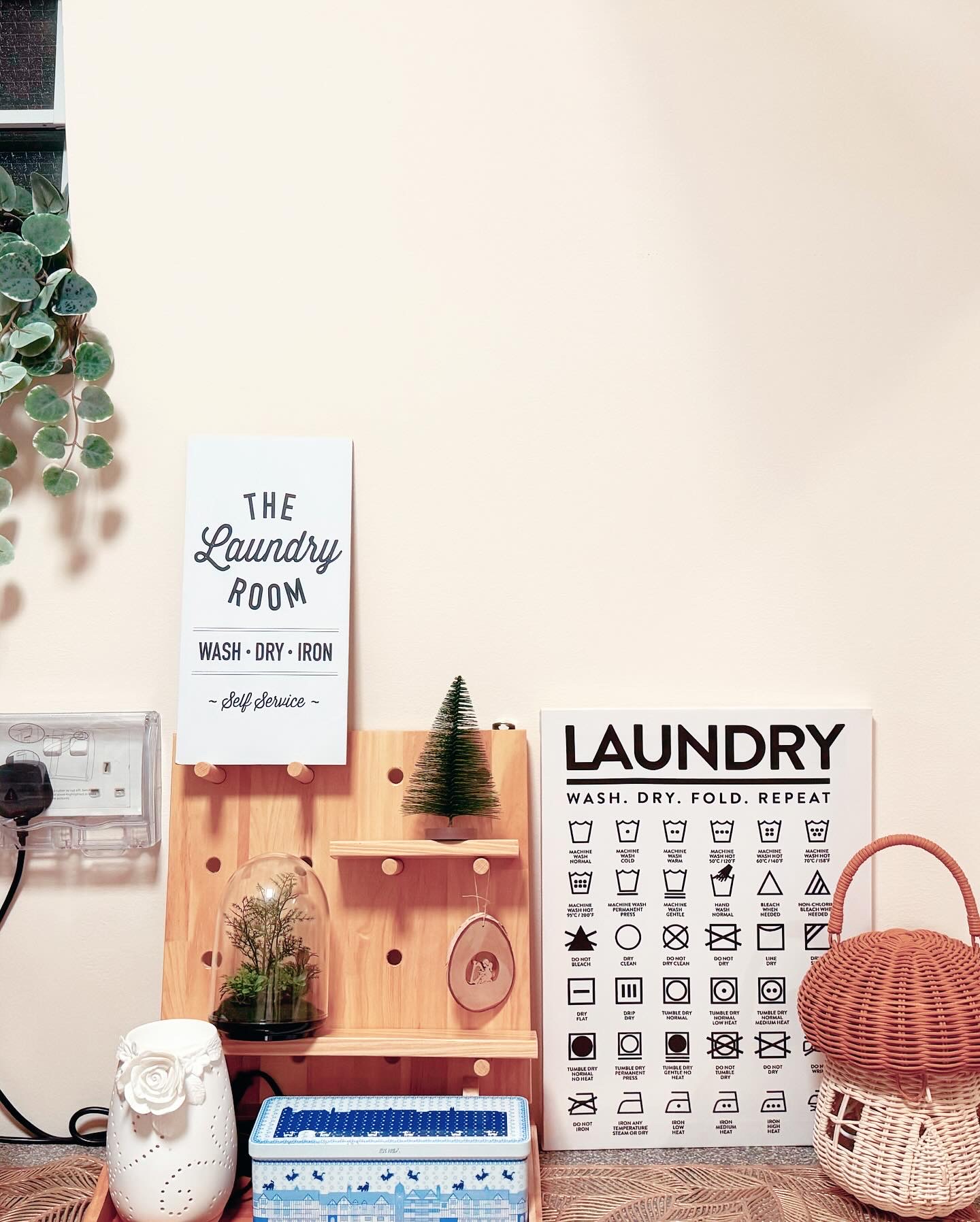 A Dreamy Yard for Laundry - Laundry room, minimalist decor, whiteboard sign, self-service laundry, hanging plant, small