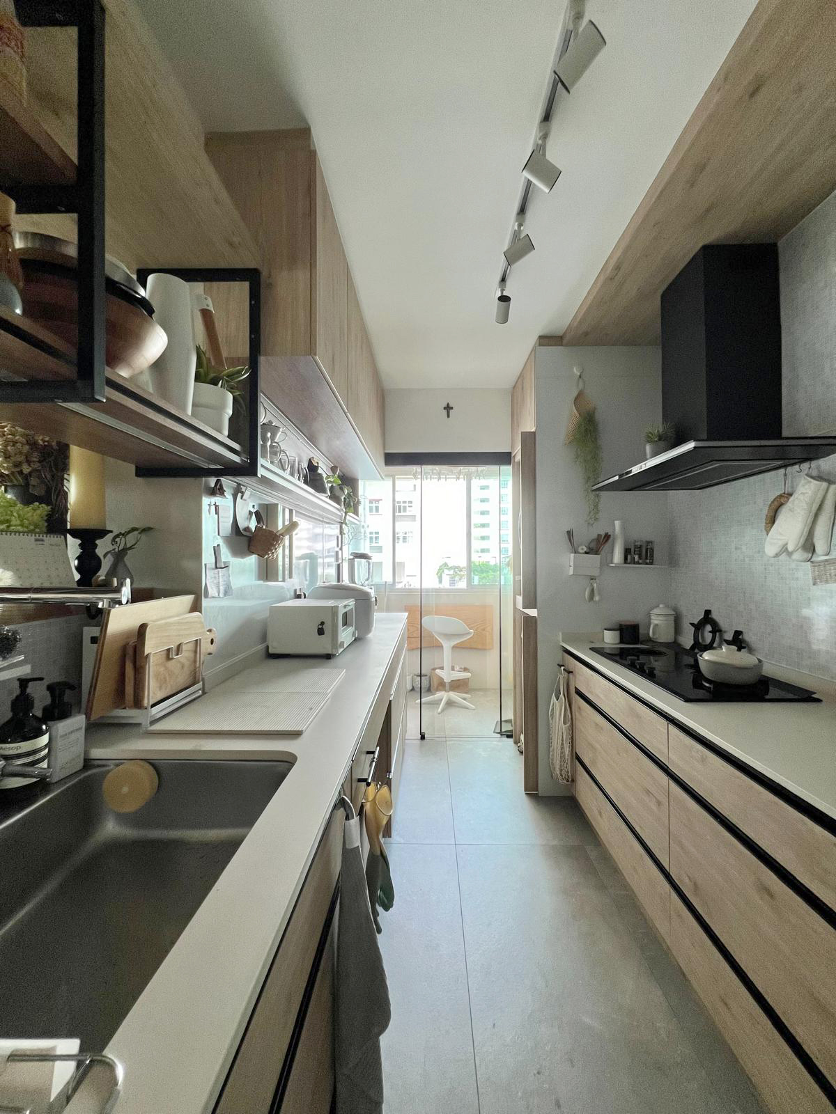 Kitchen-Organization-|-Natural-Color-Appliances-&-Accessories-