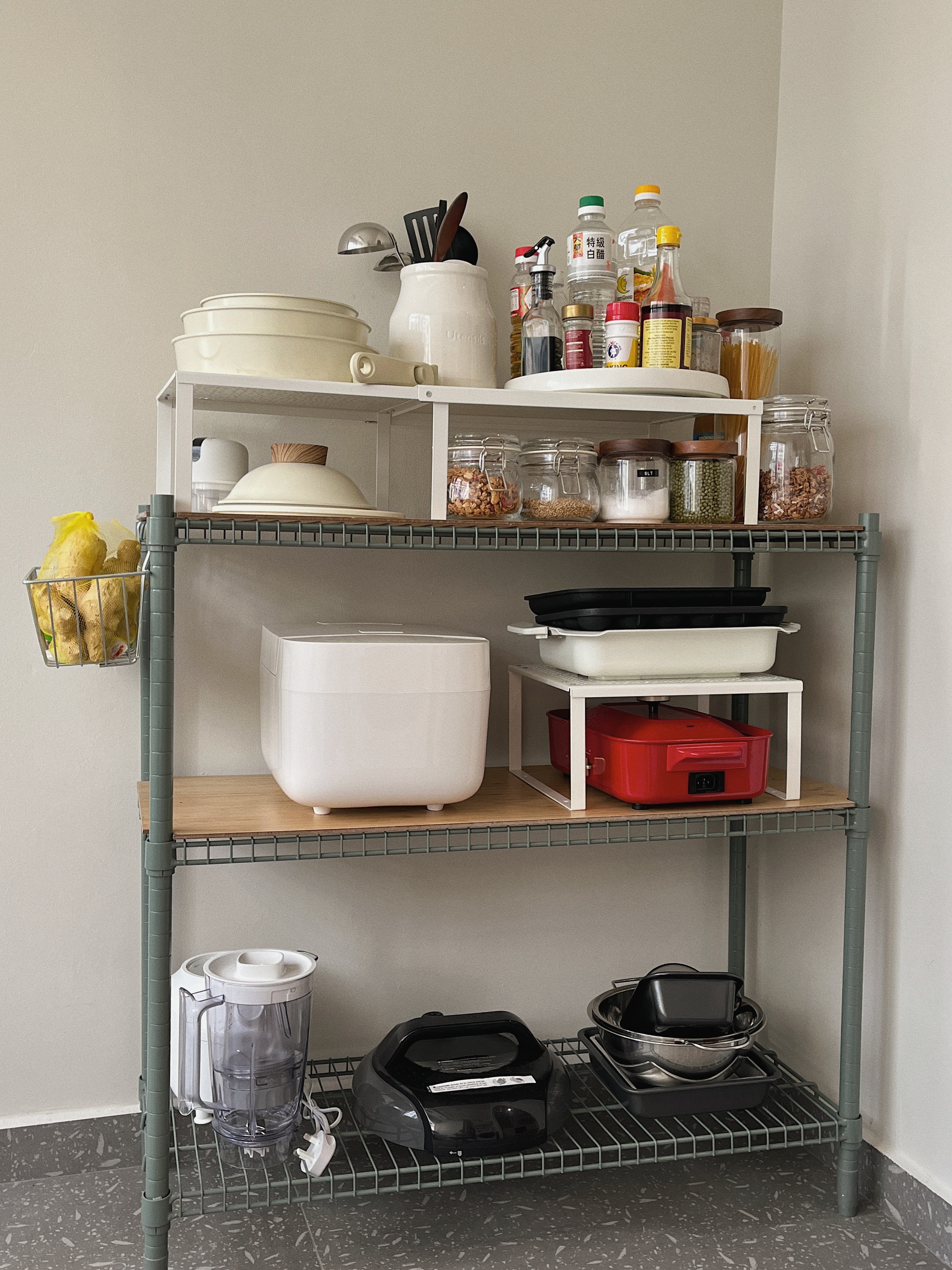 Scandi Kitchen - Keeping it minimal & light - White kitchen shelves, neatly organized pantry, various kitchen items, white