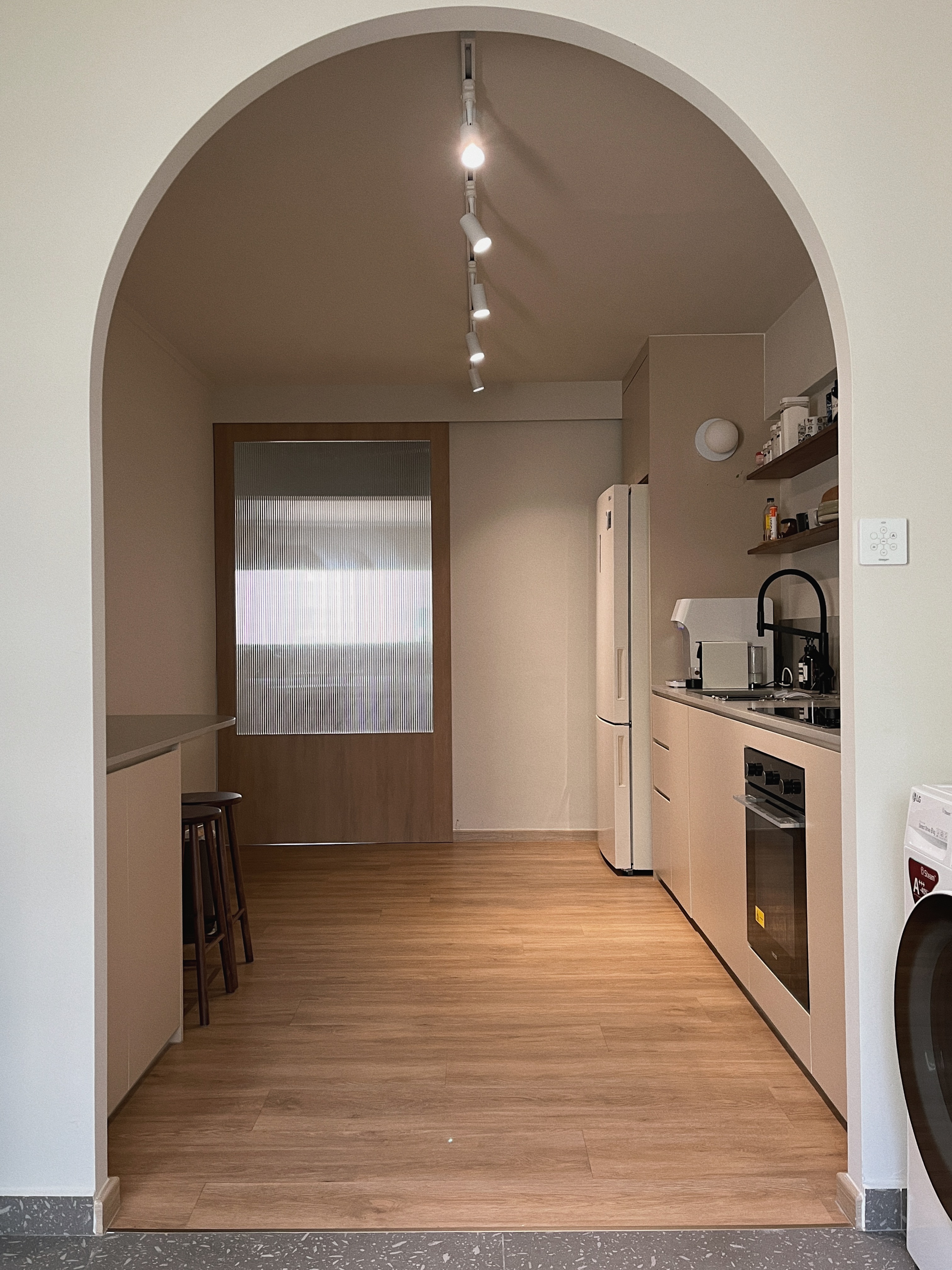 Scandi Kitchen - Keeping it minimal & light - Modern kitchen with wooden flooring, minimalist design, neutral color palette
