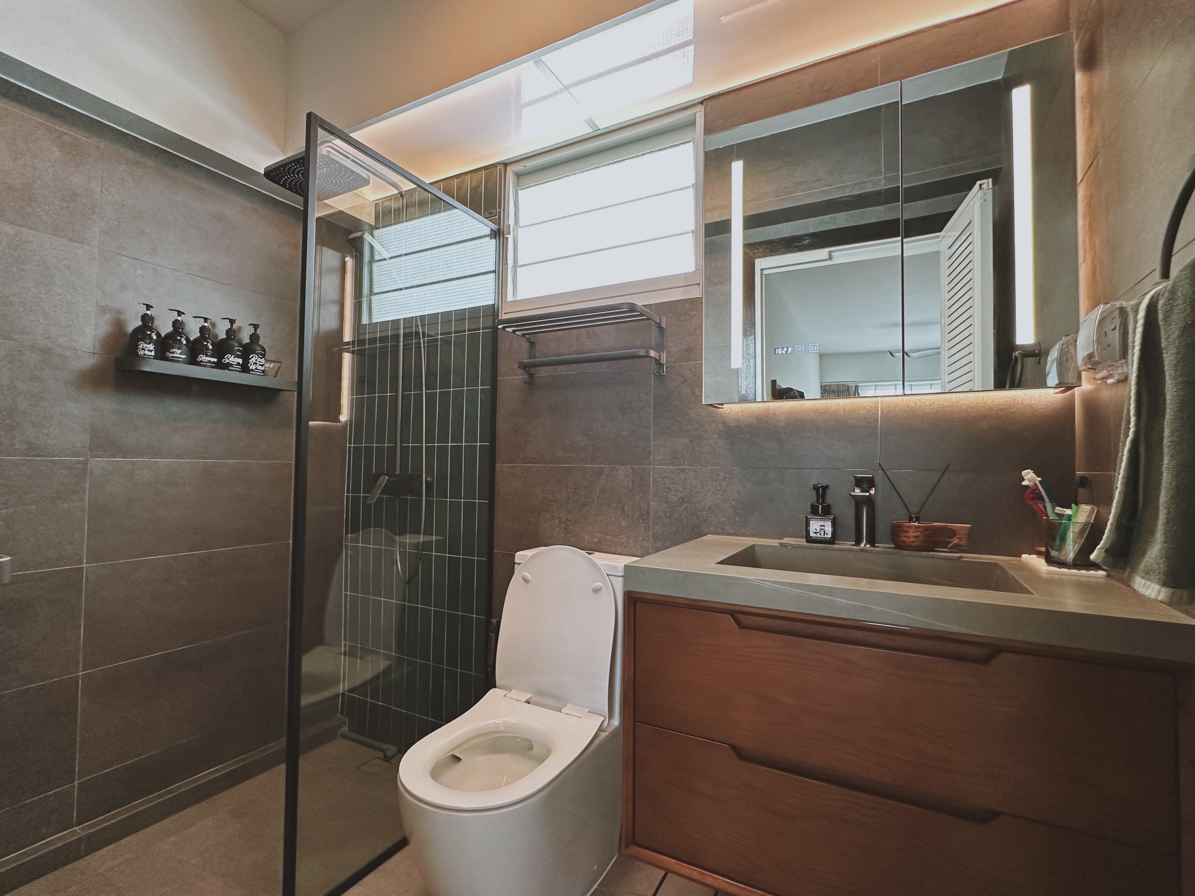 Mid-Century Modern Zakka 5-Room Home under 43k