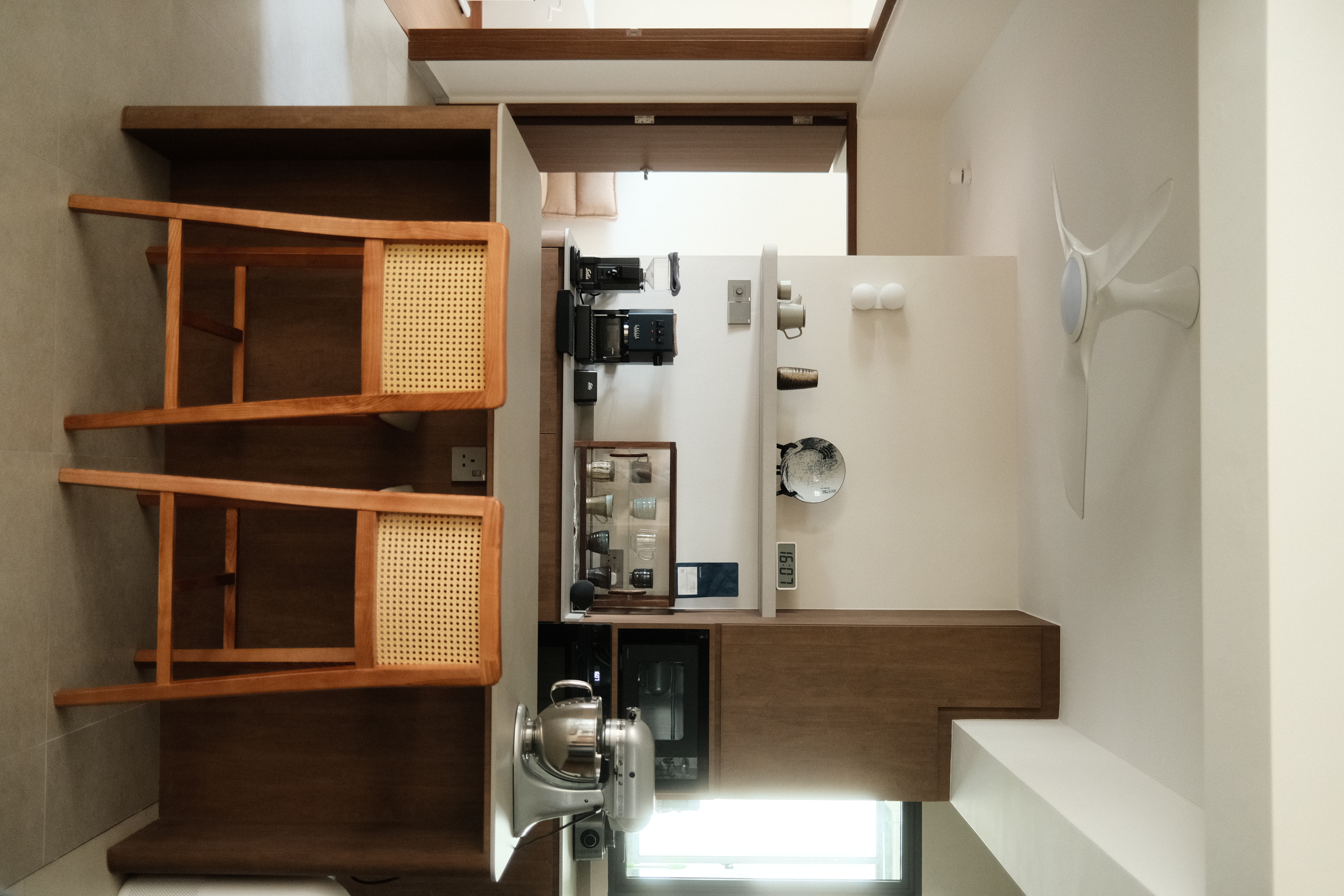 A-warm-and-zen-space-(Japandi)