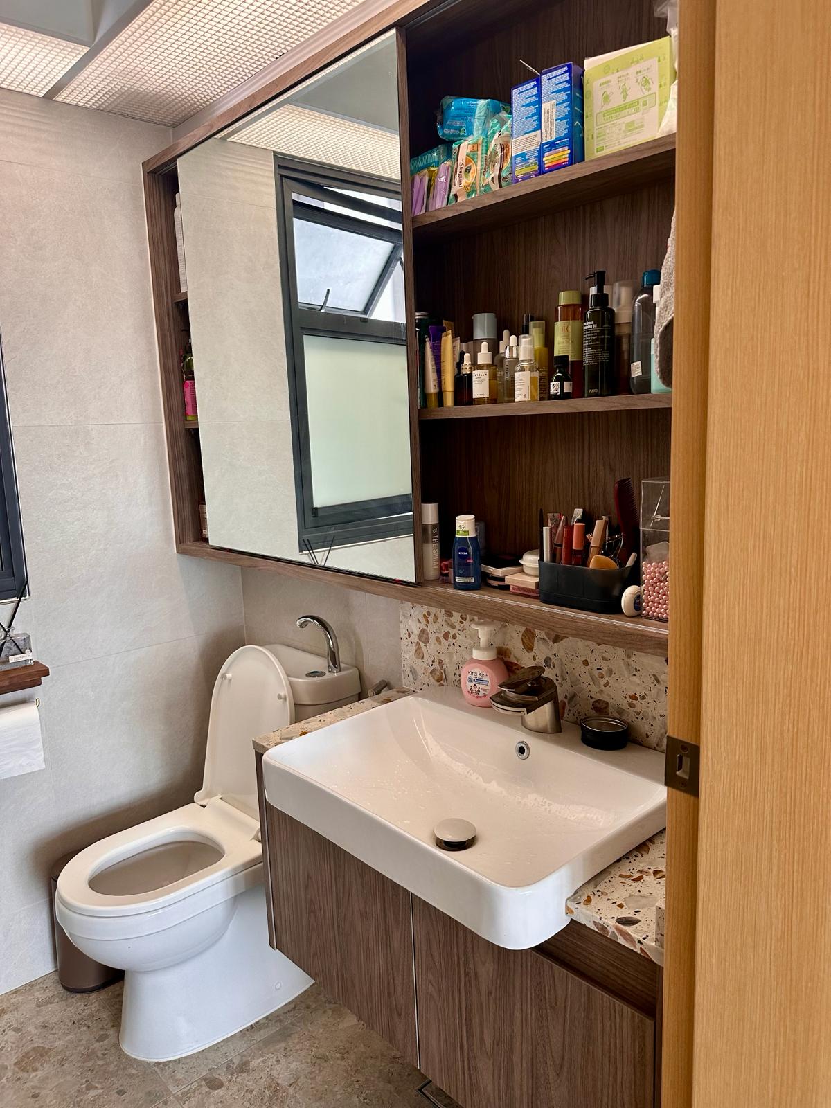 Wabi-Sabi home designed by Chefs to host Private Dinners - Wooden bathroom vanity, white toilet, mirror cabinet, bathroom