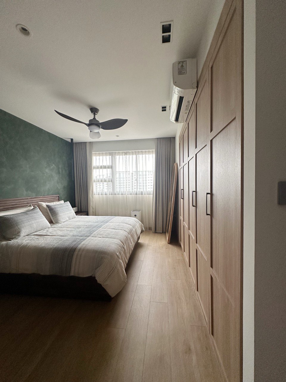 Home-Hunt-Chronicles:-The-Resale-Route