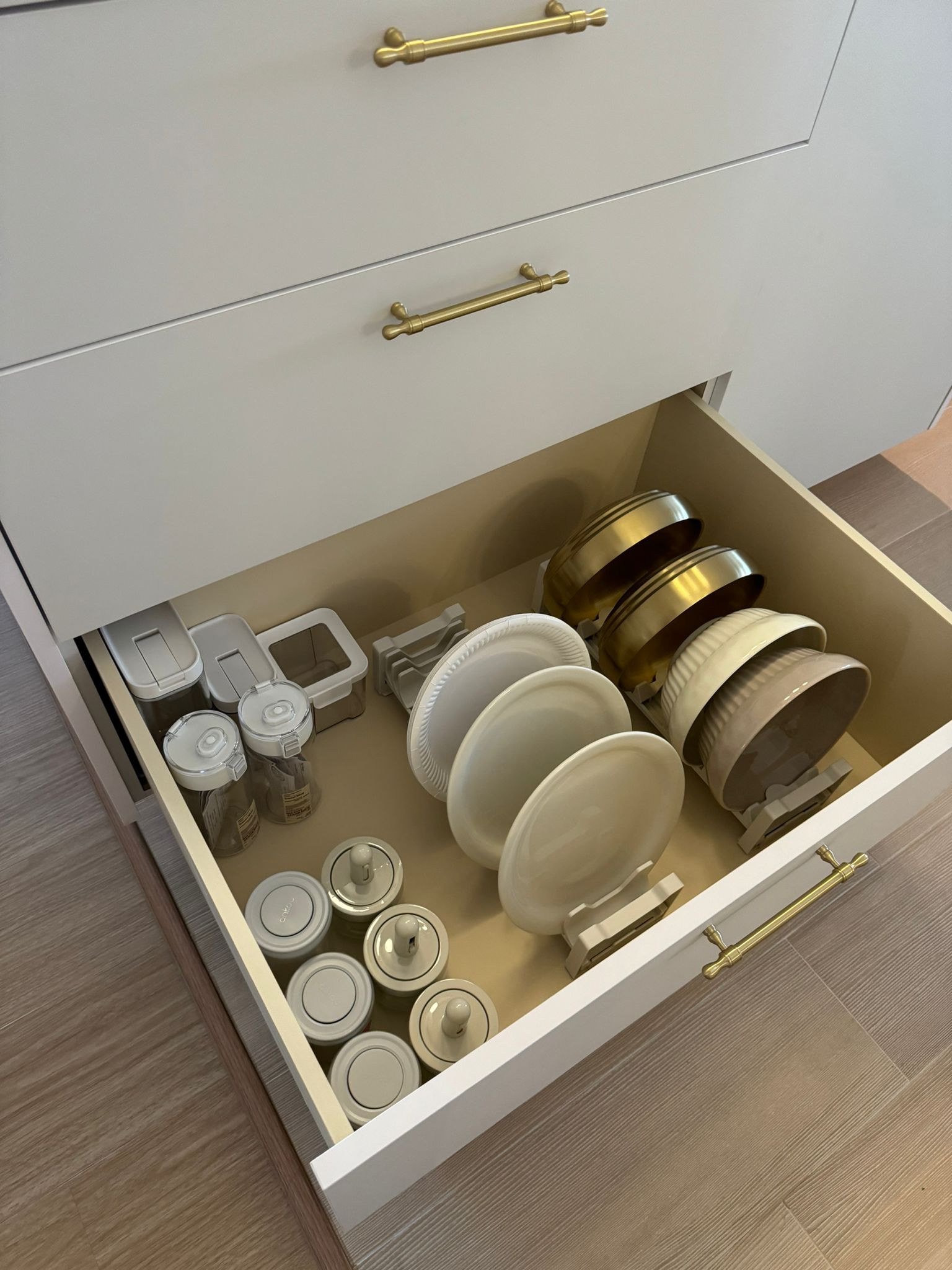 Dining Space: Modern luxury marble dining table connect with island