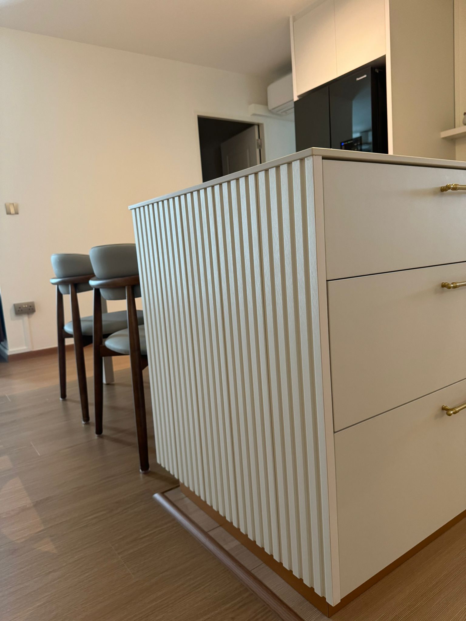 Dining Space: Modern luxury marble dining table connect with island - modern kitchen cabinetry, minimalist design, white and