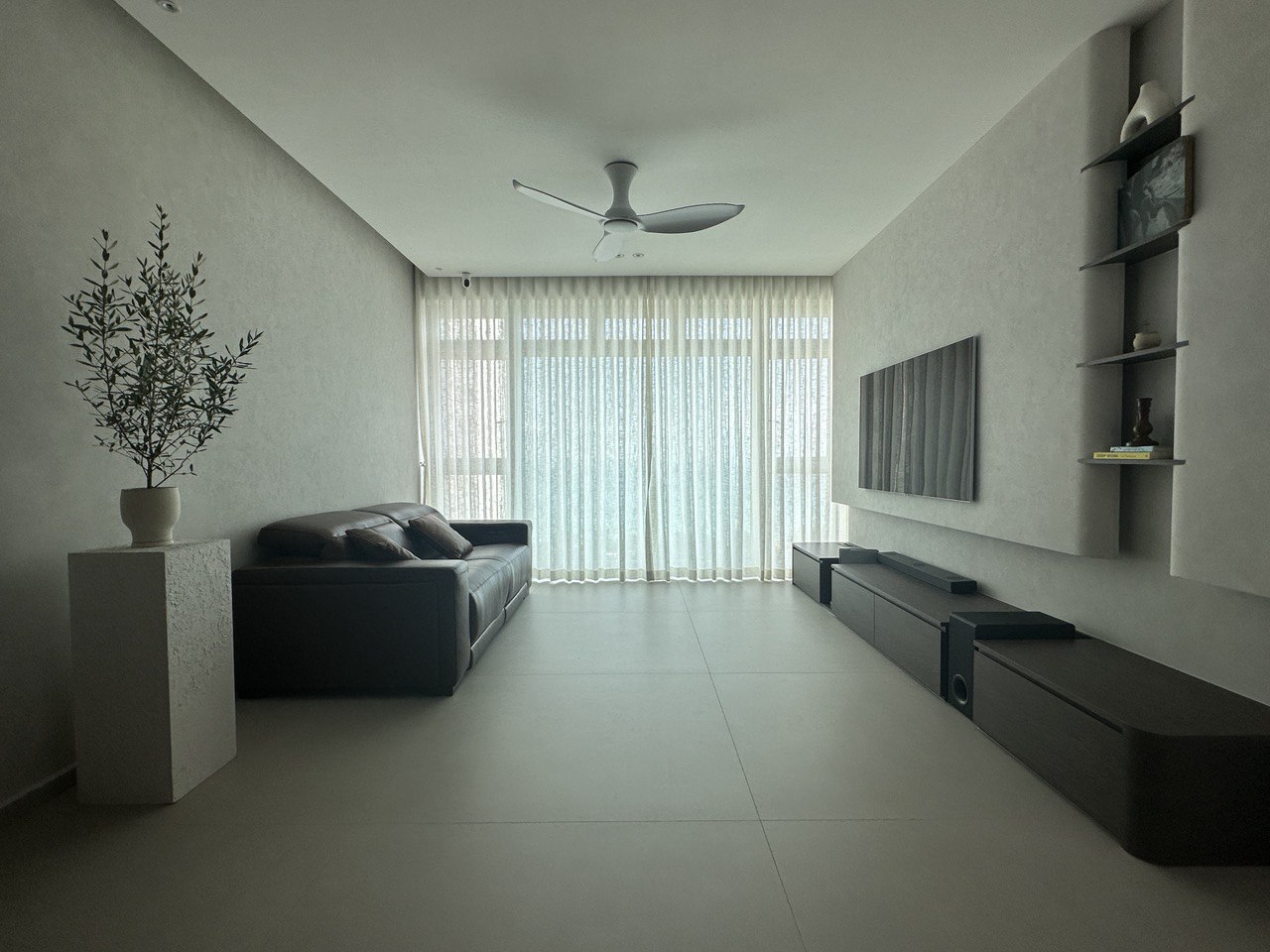 Living Room: No Balcony, No Problem!  - Modern minimalist living room, sleek furniture design, neutral color palette, large
