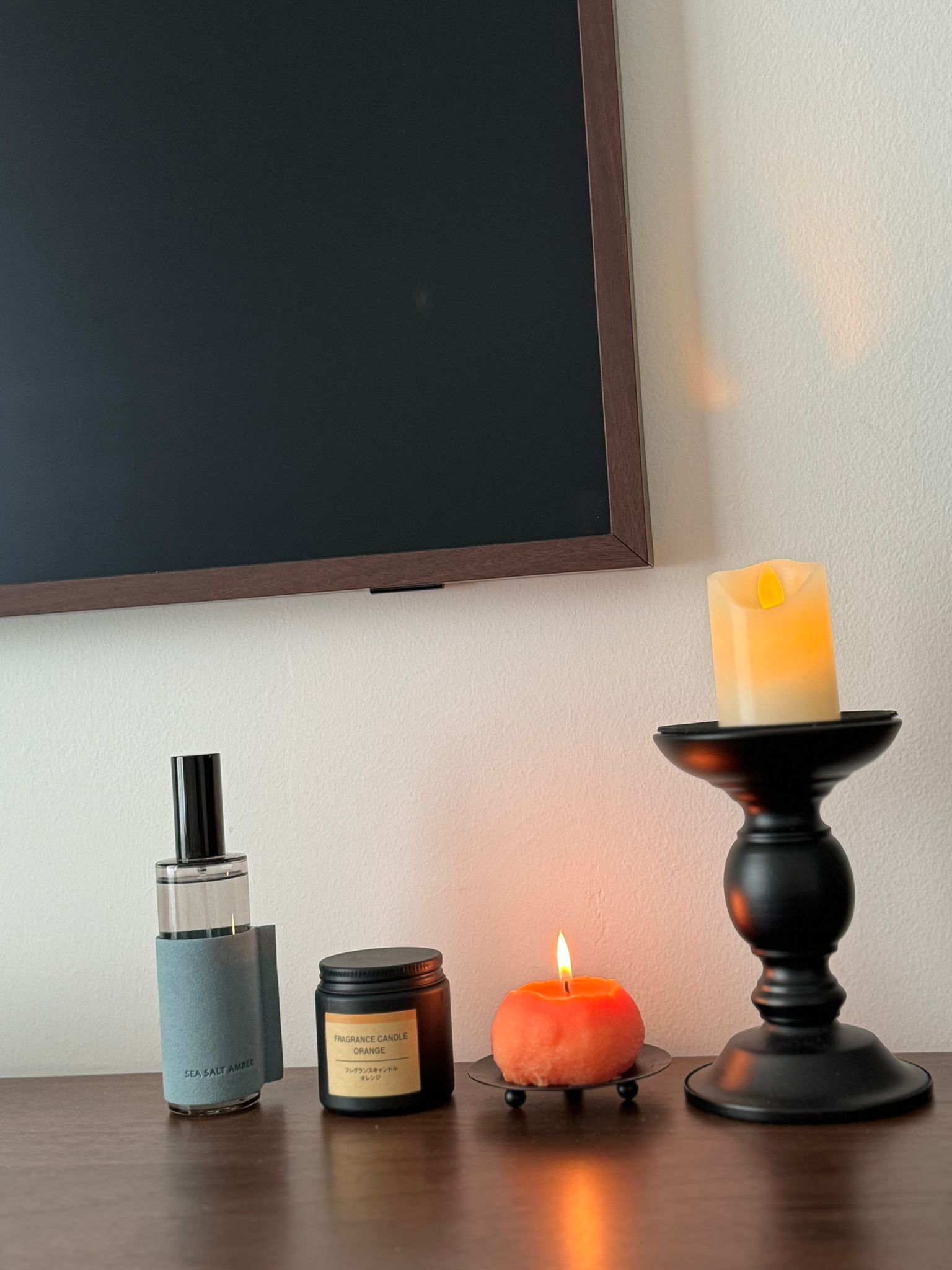 Serenity Living Room: Soft Minimalism Beige Decor  - Ocean breeze, calming ambiance, natural light, serene setting