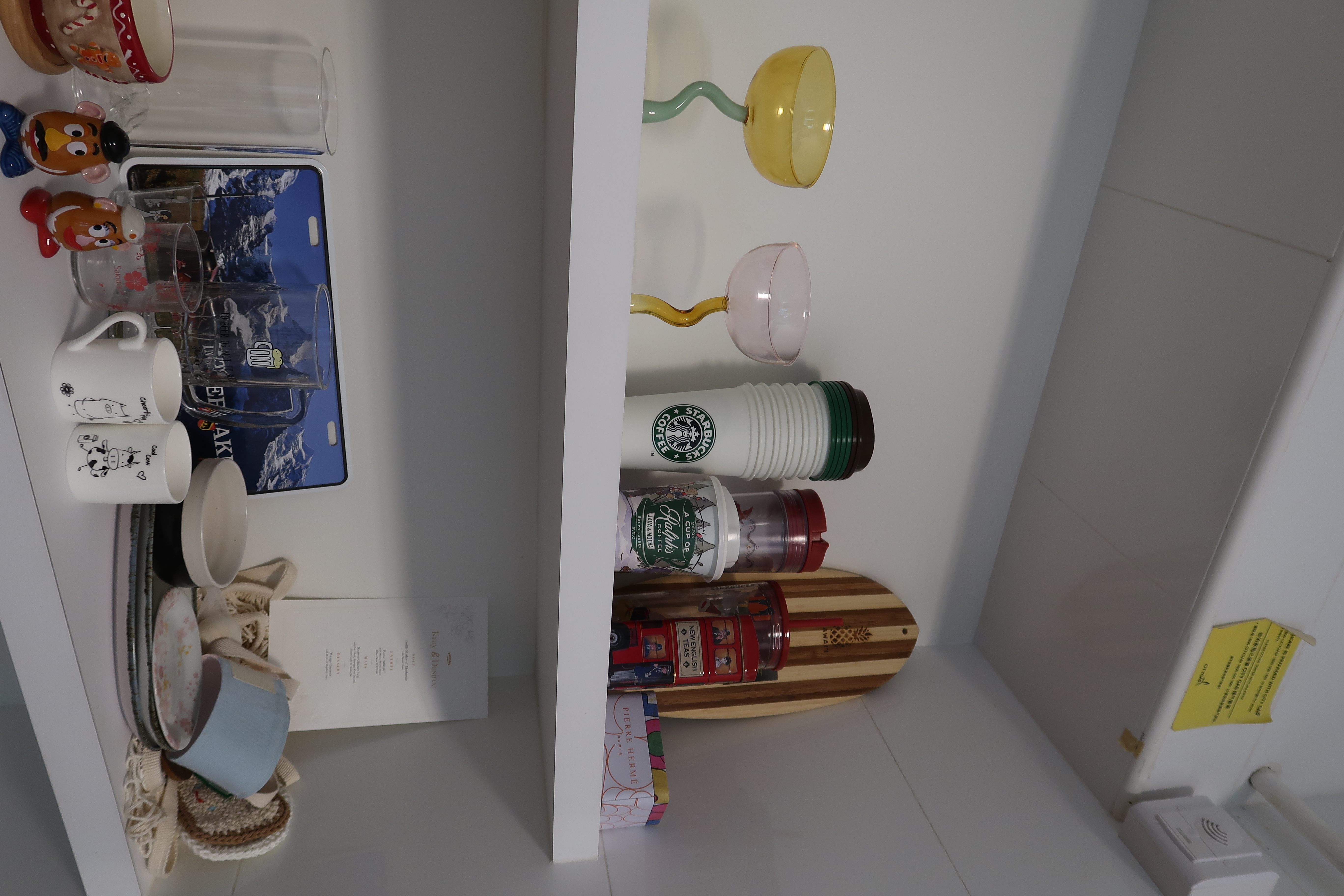 Our-open-concept-kitchen-with-an-island-as-centrepiece-:)