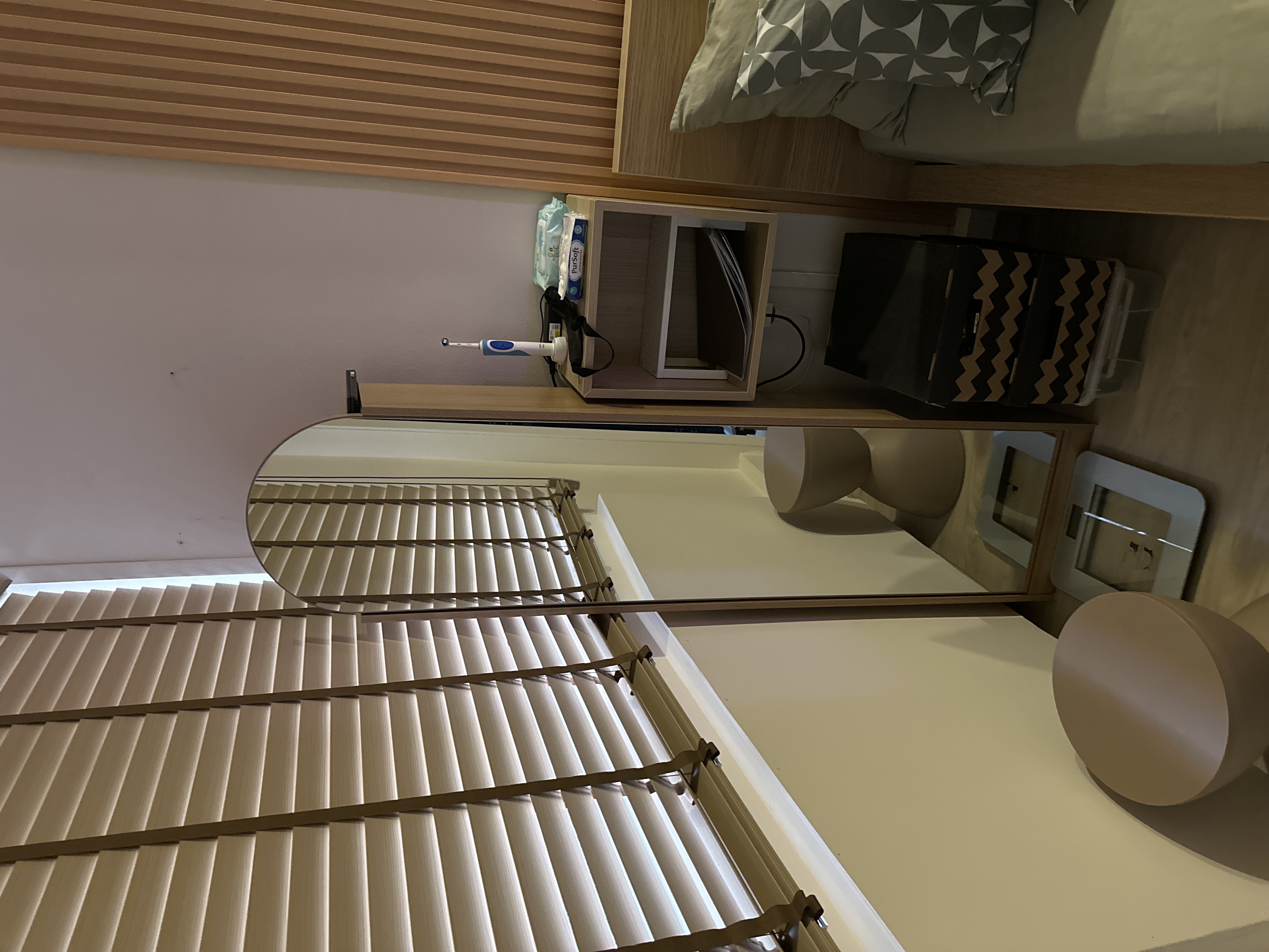 Wood is good 🤙🏾 - Wooden blinds, minimalist design, modern decor, cozy bedroom, bedside table, toothbrush, patterned