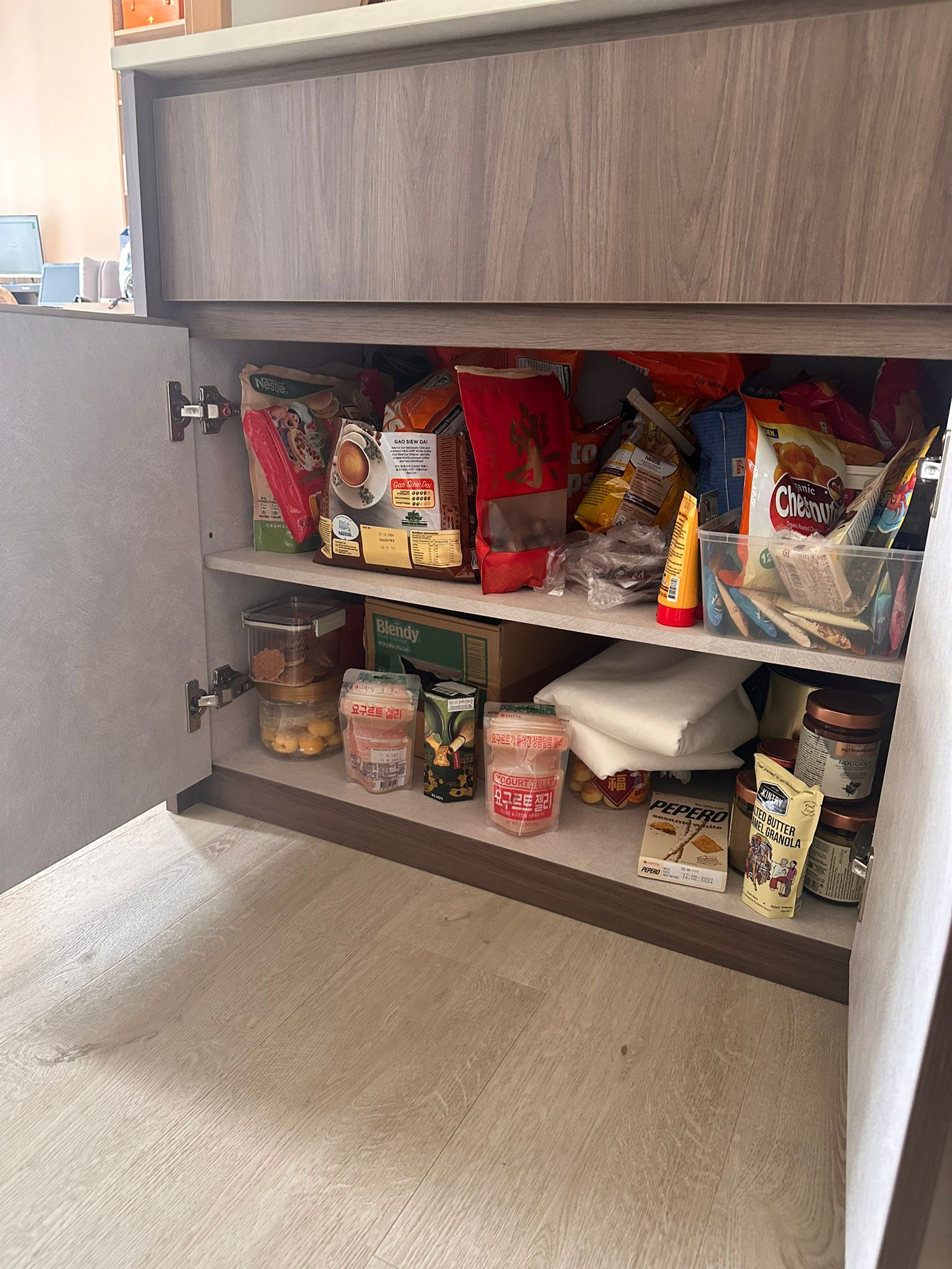 Our Dining Room: A space to gather, dine and share the joy of food. - Nestlé Gạo Sỉ Đá, Chè Nước, Yogurt Jelly, Yoghurt